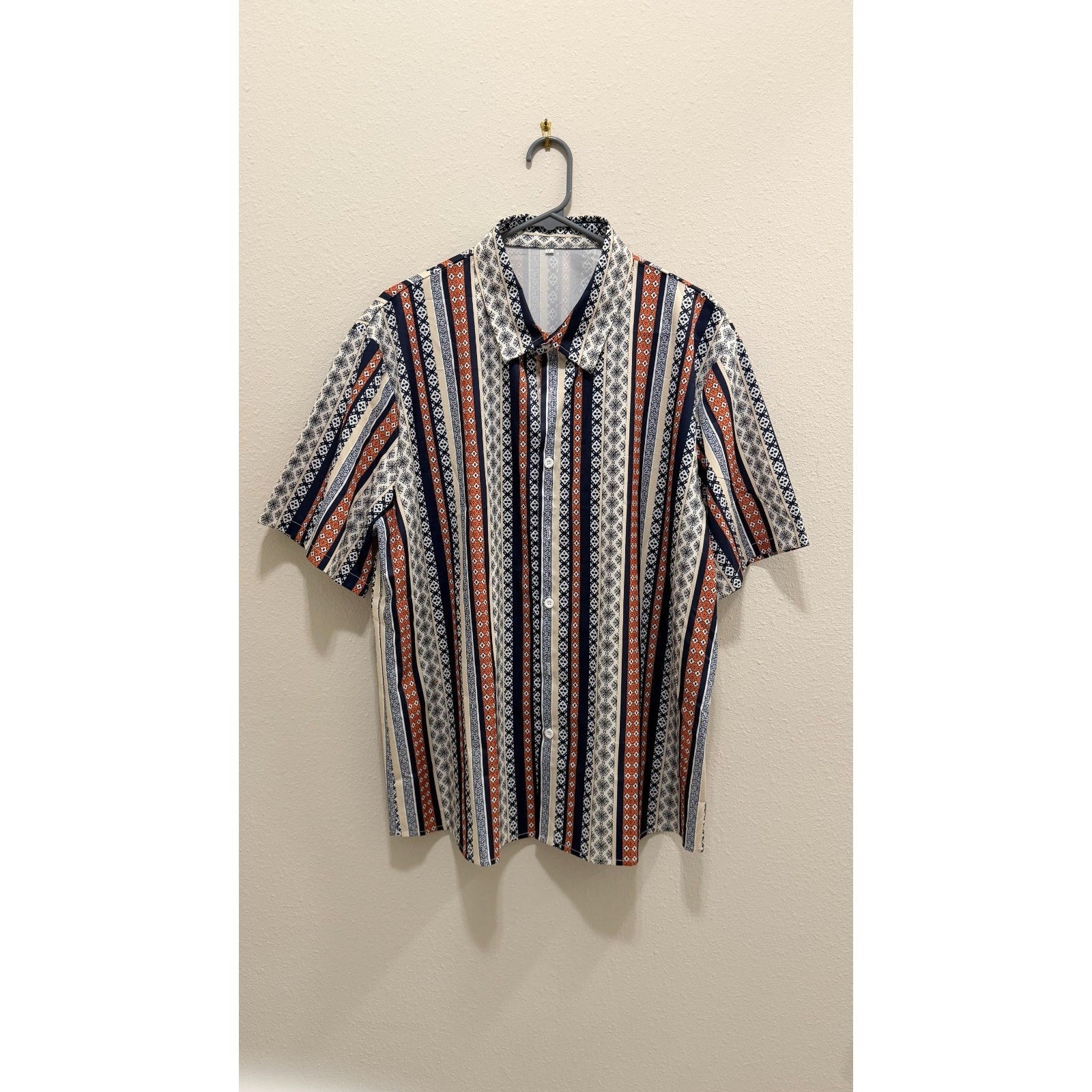 Men’s Casual Short Sleeve Button-Down Shirt - Turndown Collar - NWT