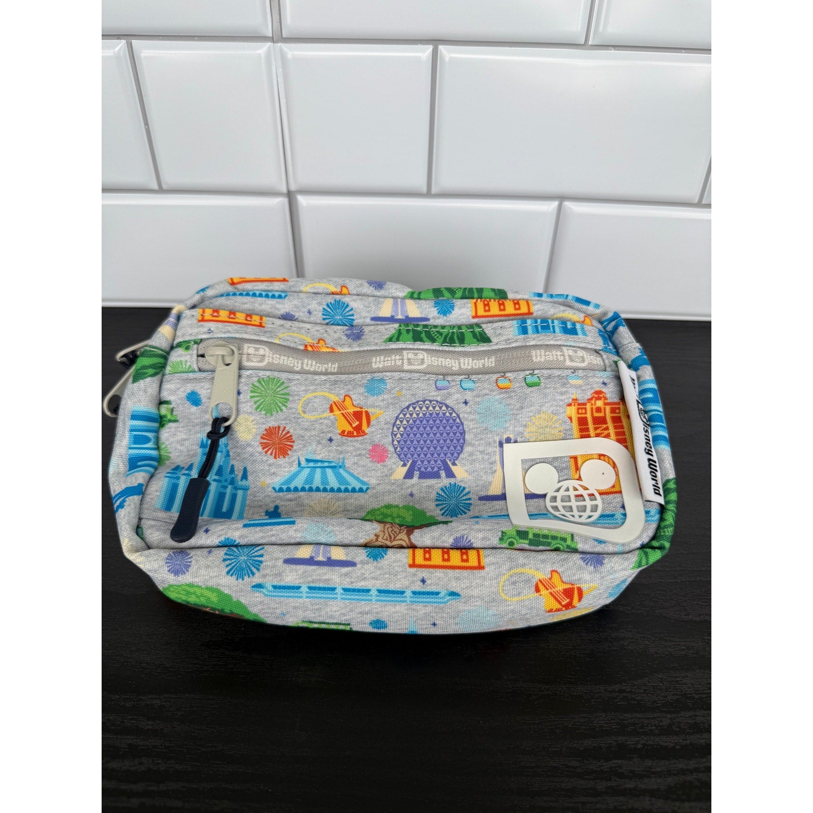 Disney Parks 2025 WDW 4-Park Icons Belt Bag NWT