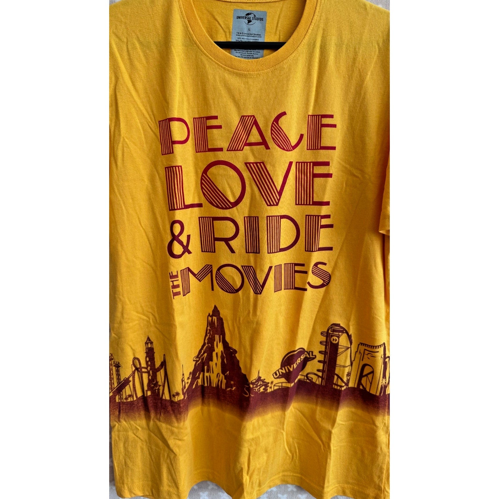 Universal Studios Yellow T-Shirt "Peace Love & Ride the Movies" | Size XL