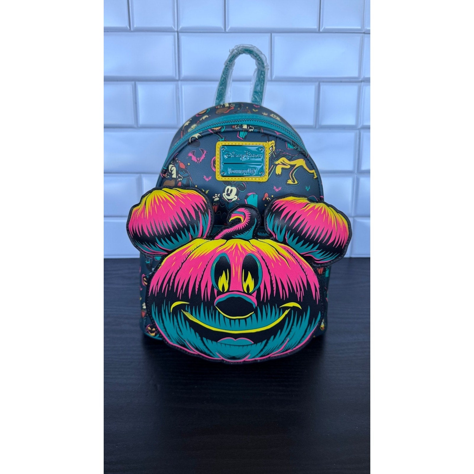Disney Parks x Loungefly Halloween Mickey Pumpkin Glows in the Dark NEW