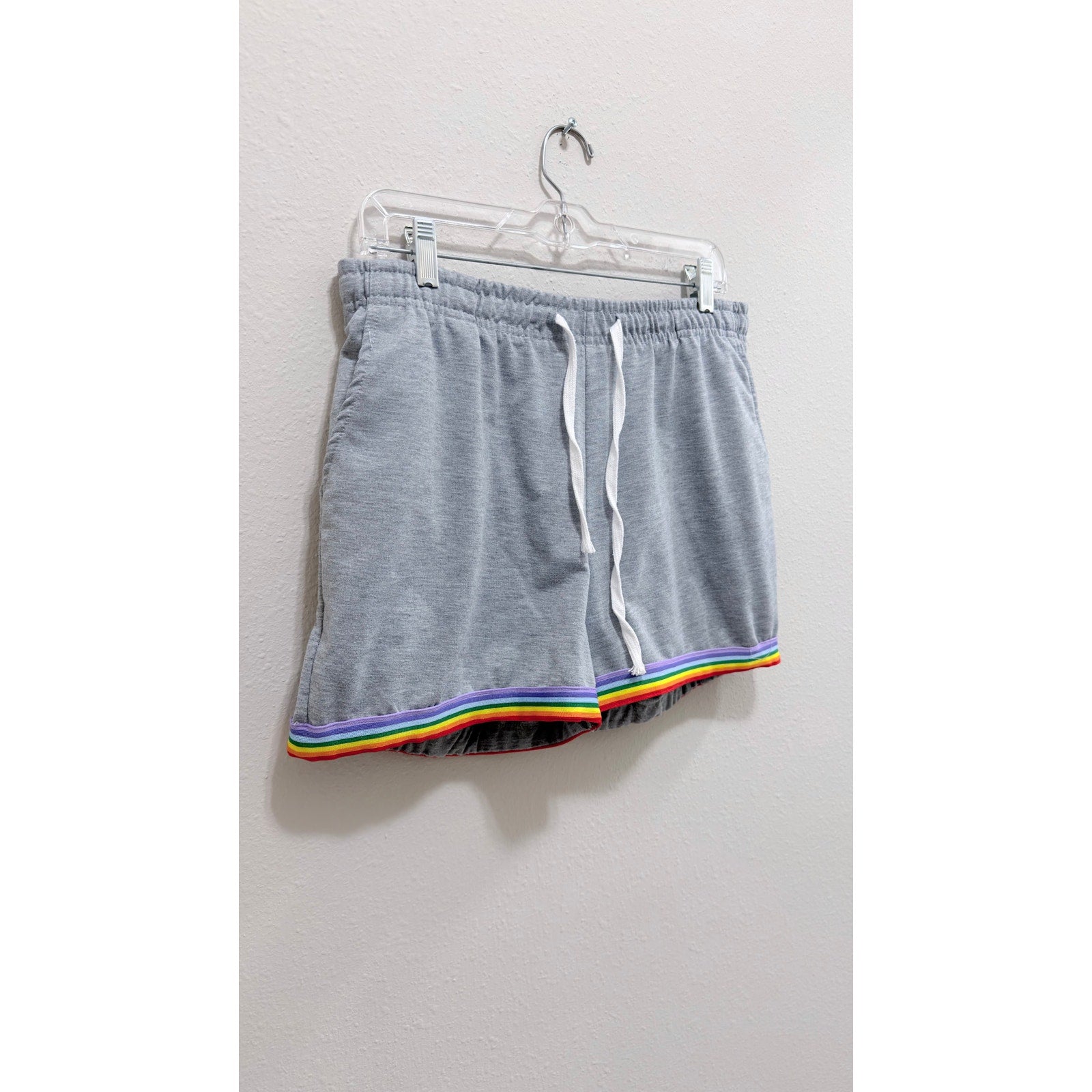 Rainbow Trim Pride Lounge Shorts – Adult Large Preowned