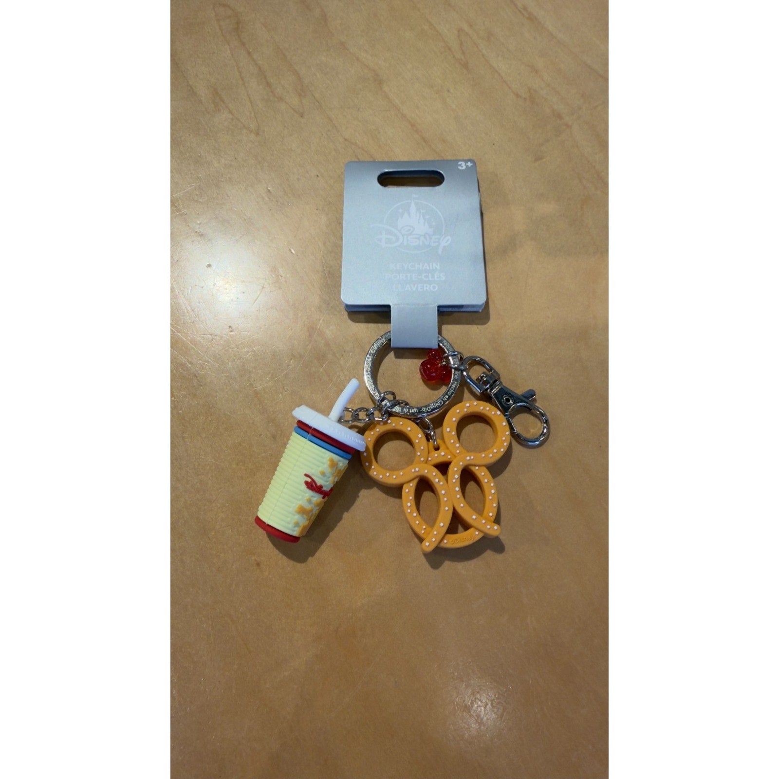 Disney Parks Mickey Pretzel & Soda Drink Bag Tag / Keychain Clip - NWT