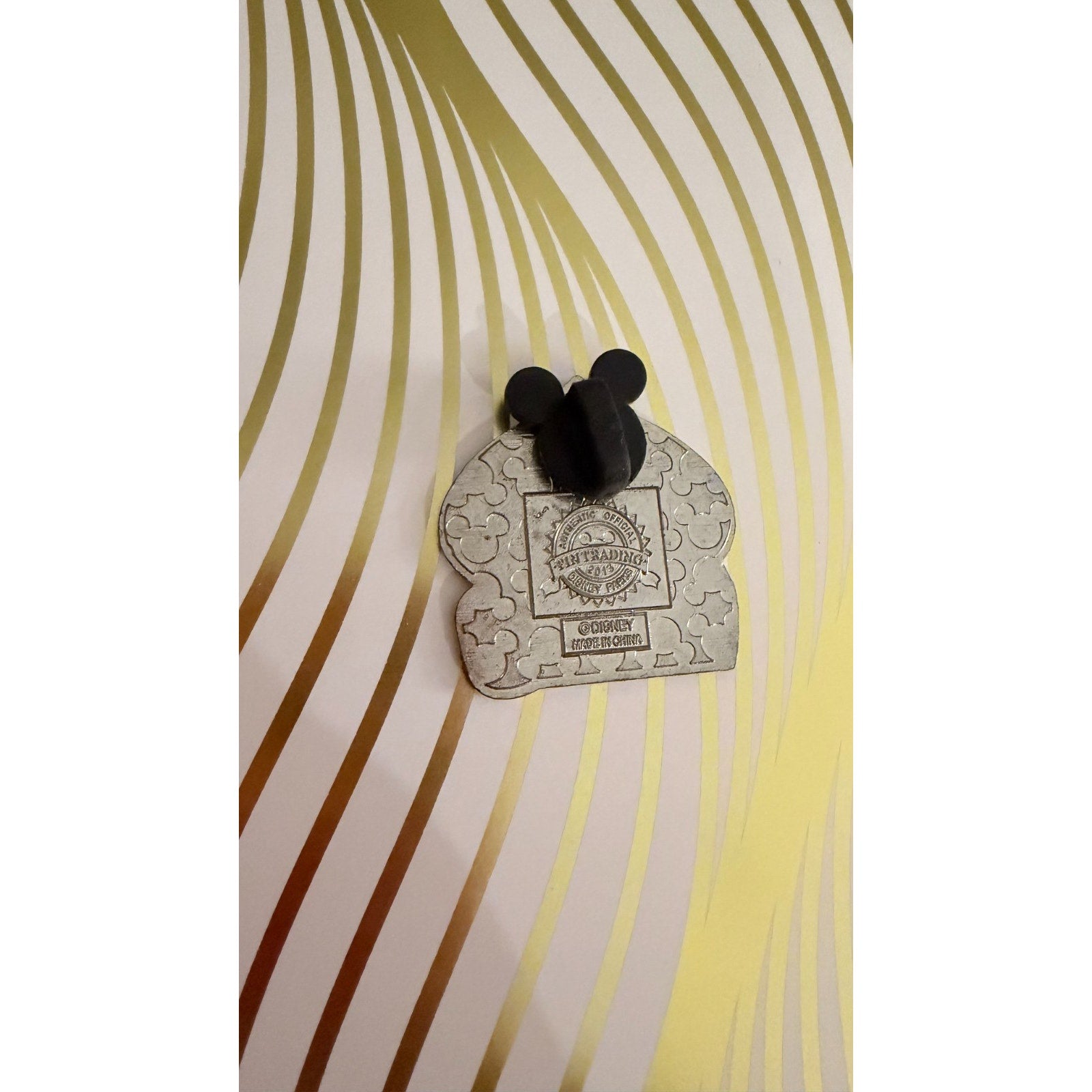 Disney Parks 2013 Aladdin & Jasmine Couple Mystery Pin