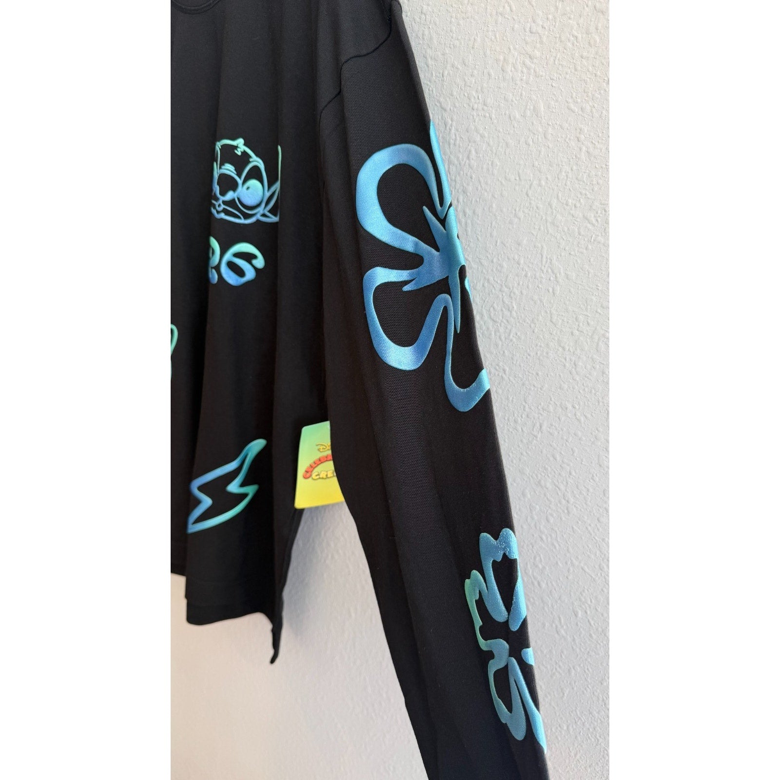 Disney Parks x Spirit Jersey Stitch 626 Adult Large NWT