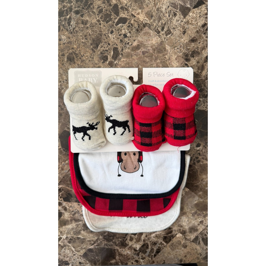 NEW Hudson Baby 5-Piece Bib and Sock Set - Winter Moose