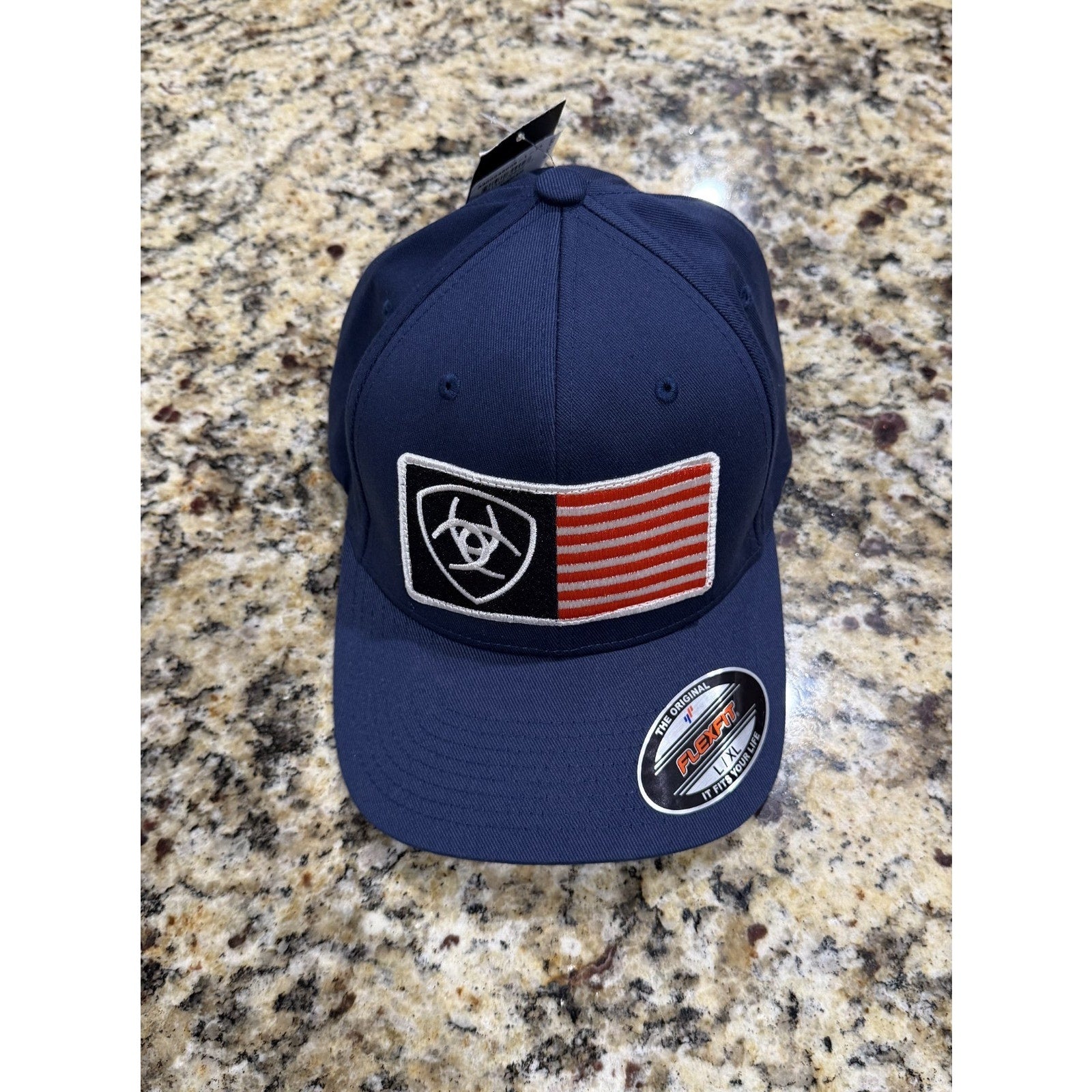 ARIAT Men's Navy Flexfit USA Shield Logo Cap NEW