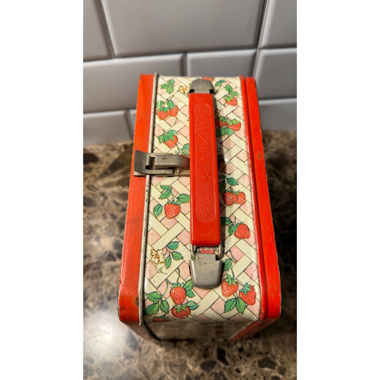 Vintage 1981 Strawberry Shortcake Metal Lunch Box & Thermos Set