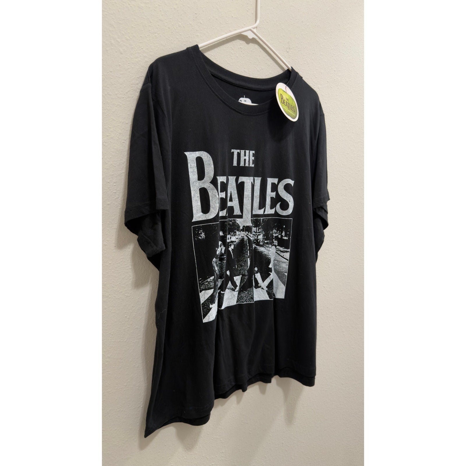 The Beatles Abbey Road Graphic T-Shirt Black Men's Size XL NWT Primark