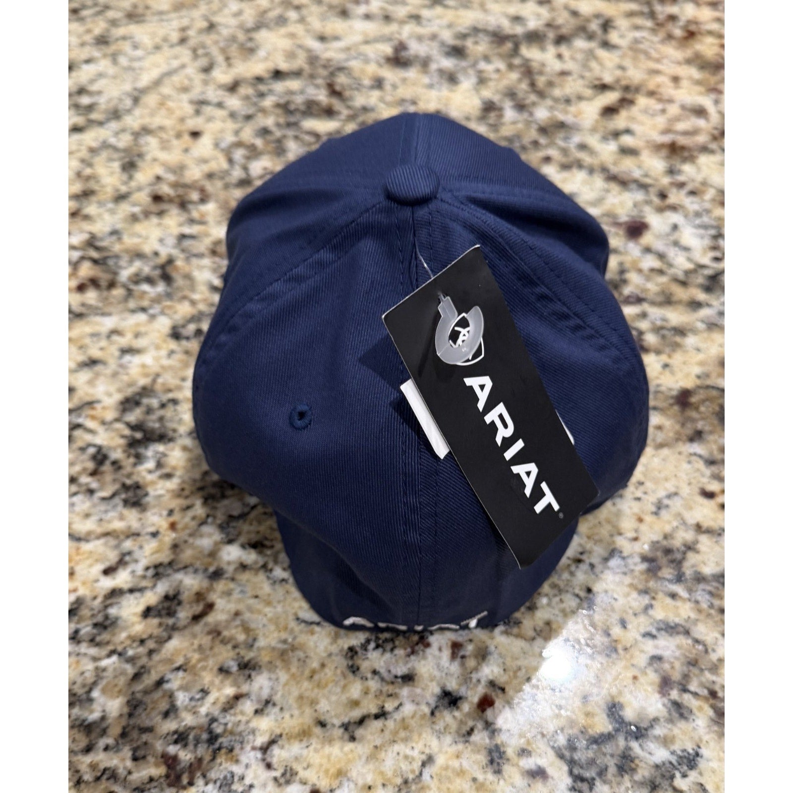 ARIAT Men's Navy Flexfit USA Shield Logo Cap NEW