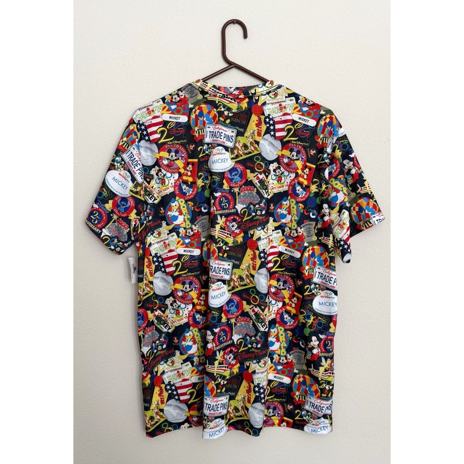NEW Disney Parks Pin Trading 25th Anniversary Allover T-Shirt Large