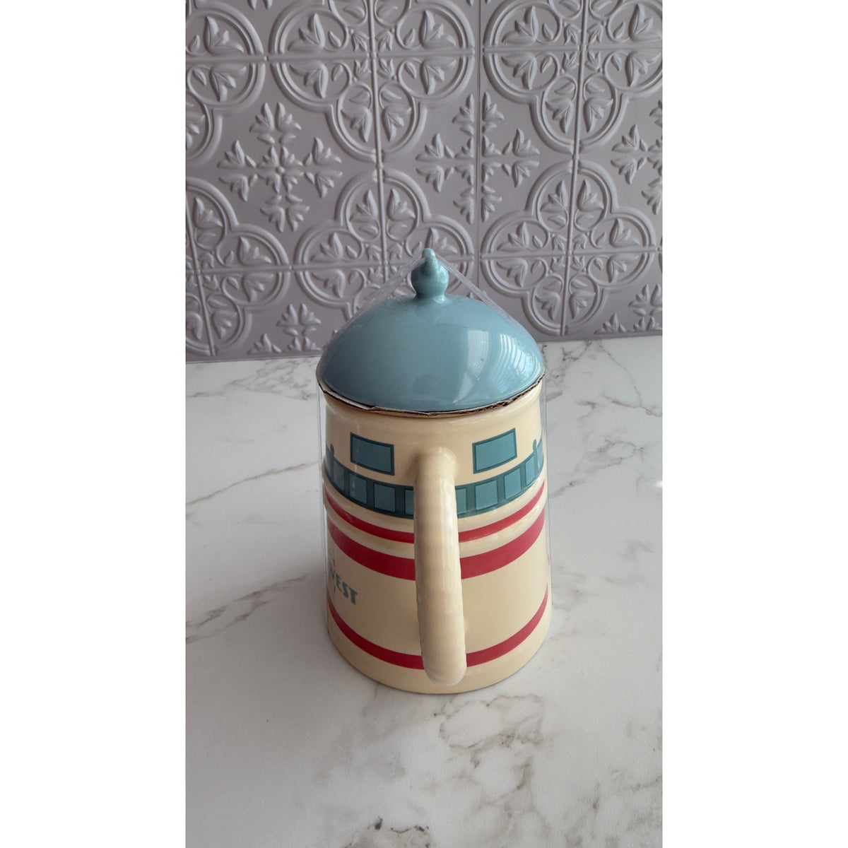 Disney Parks Old Key West Resort Lighthouse Ceramic Lidded Coffee Mug NEW