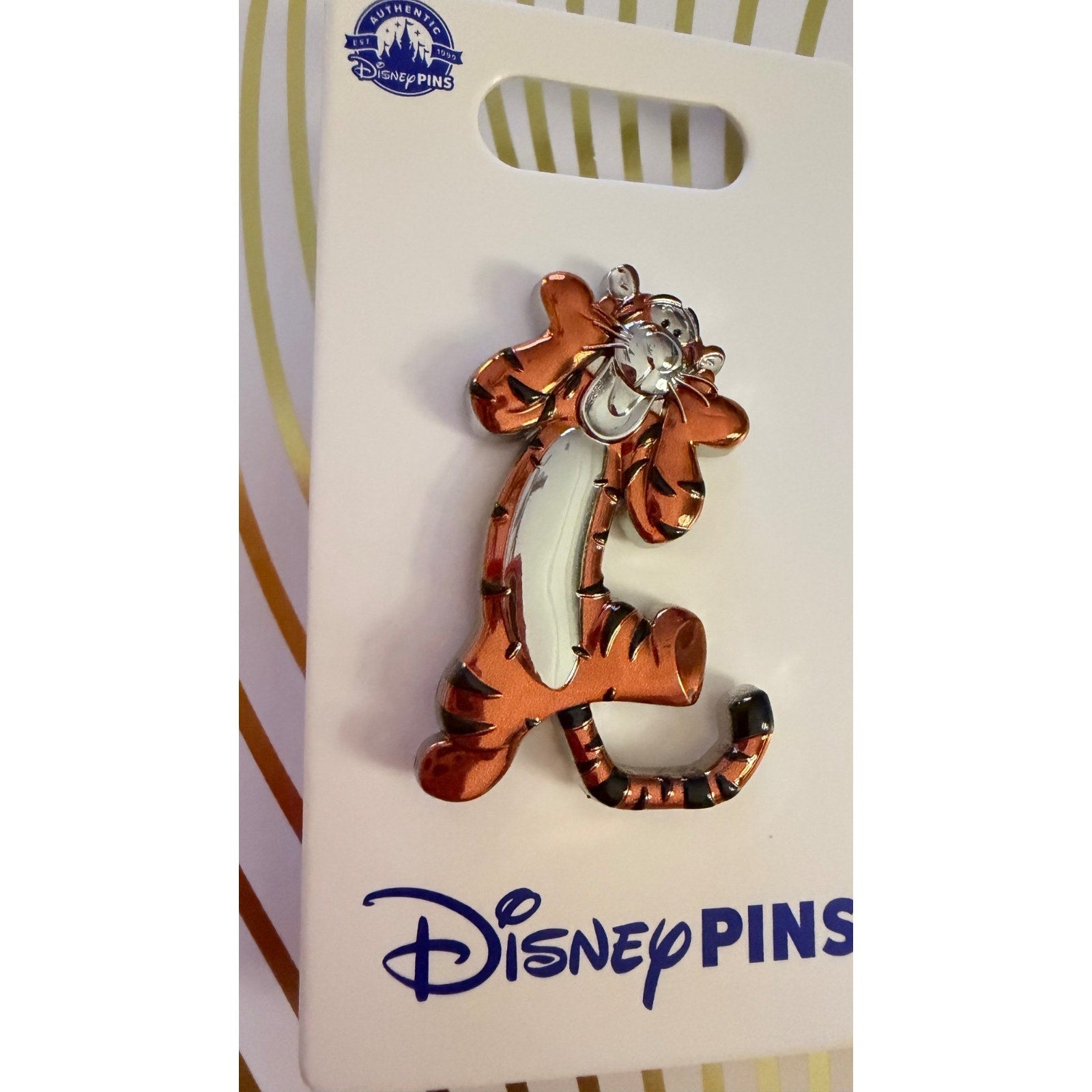 NEW Disney Parks Tigger 3D Sculpted Metallic Pin