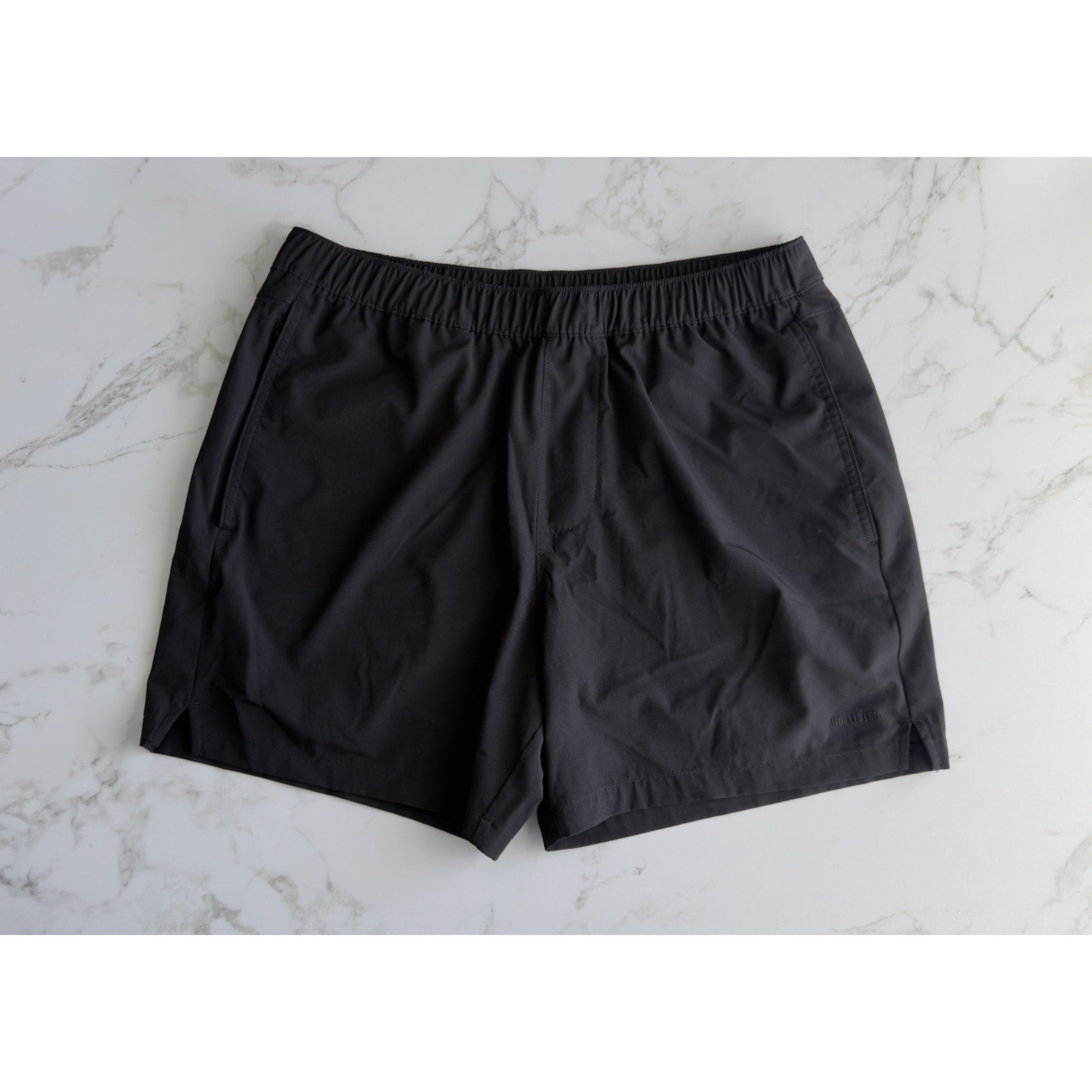 Hollister Men’s Hybrid Active Shorts 5” Black Size Large