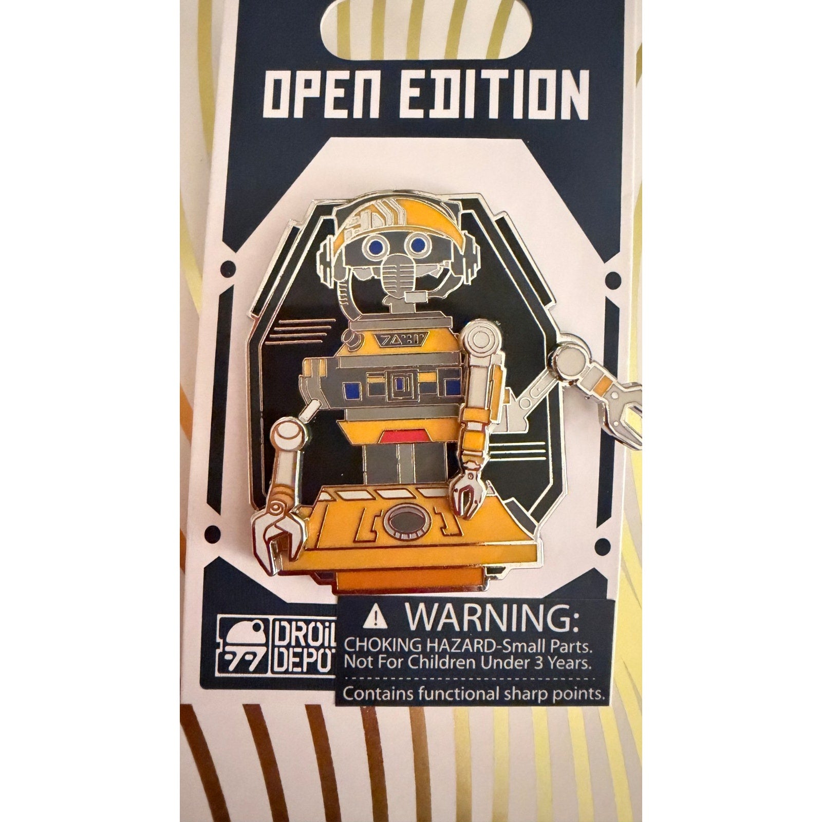 NEW Disney Parks Star Wars: Galaxy's Edge Droid Depot RX Pivot Pin