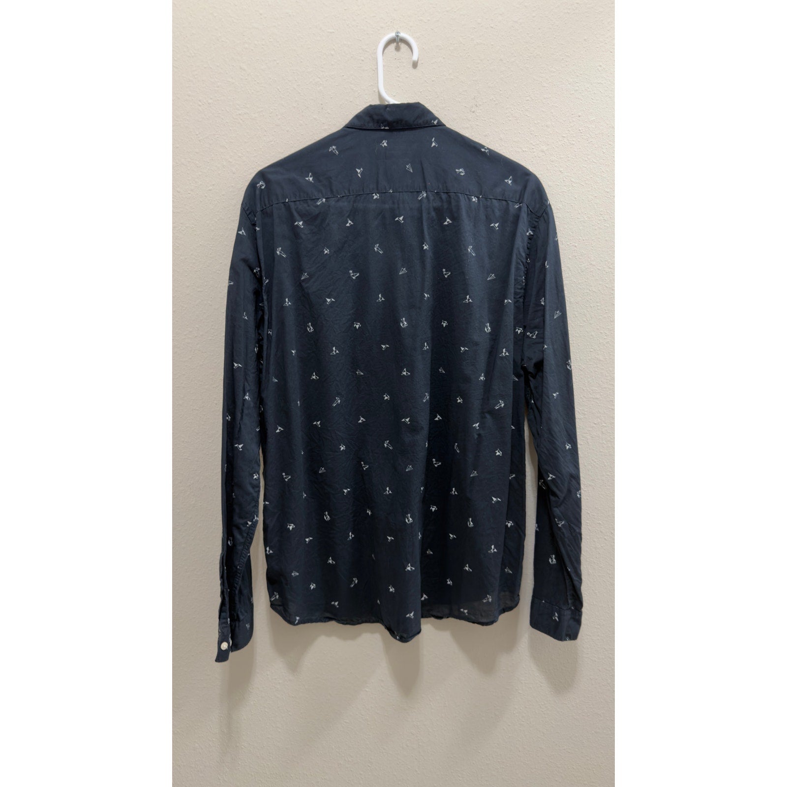 H&M Men's Origami Geometric Print Long Sleeve Button Down Shirt Navy Blue Large