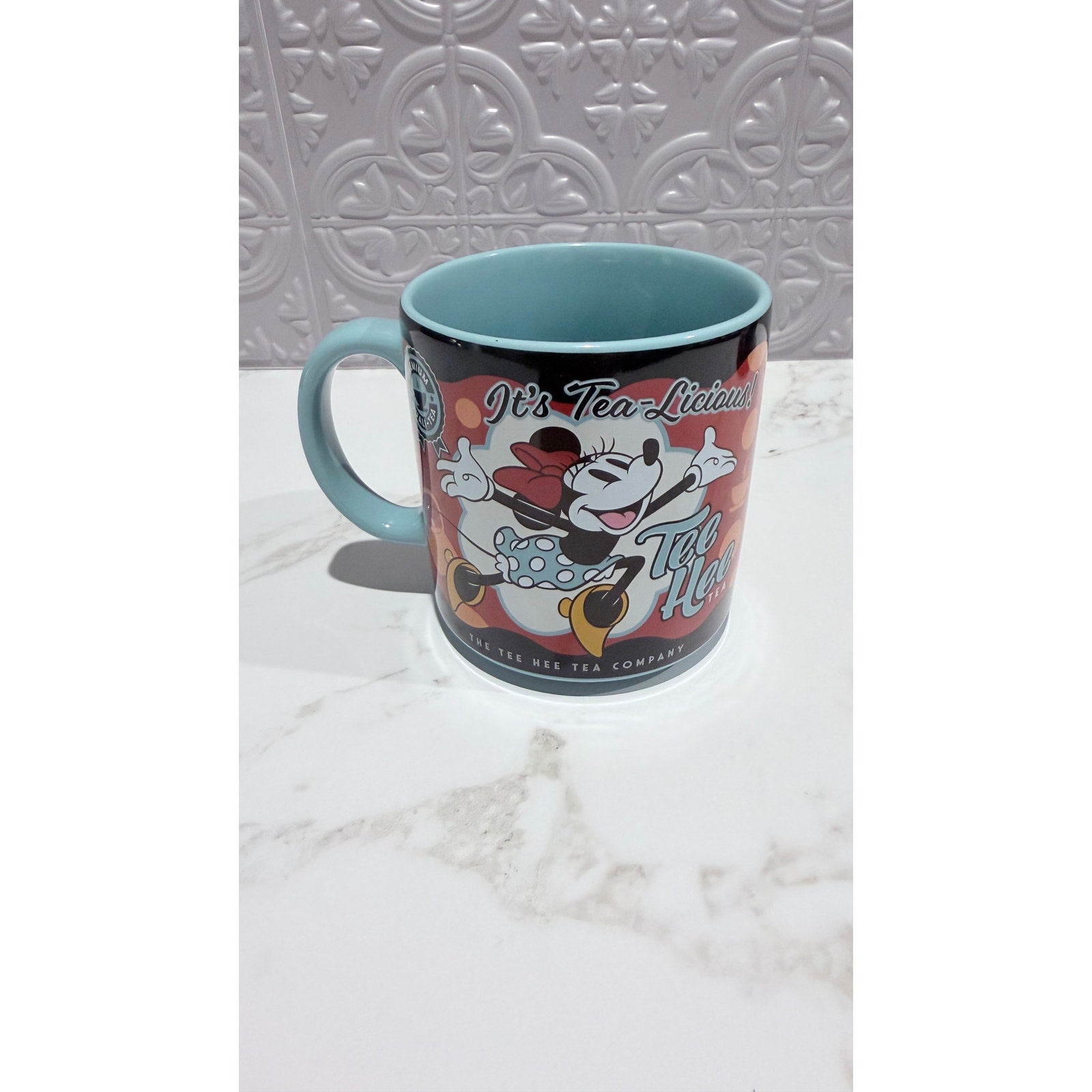 Disney Parks Minnie Mouse Tee Hee Tea Coffee Mug 17 oz NEW