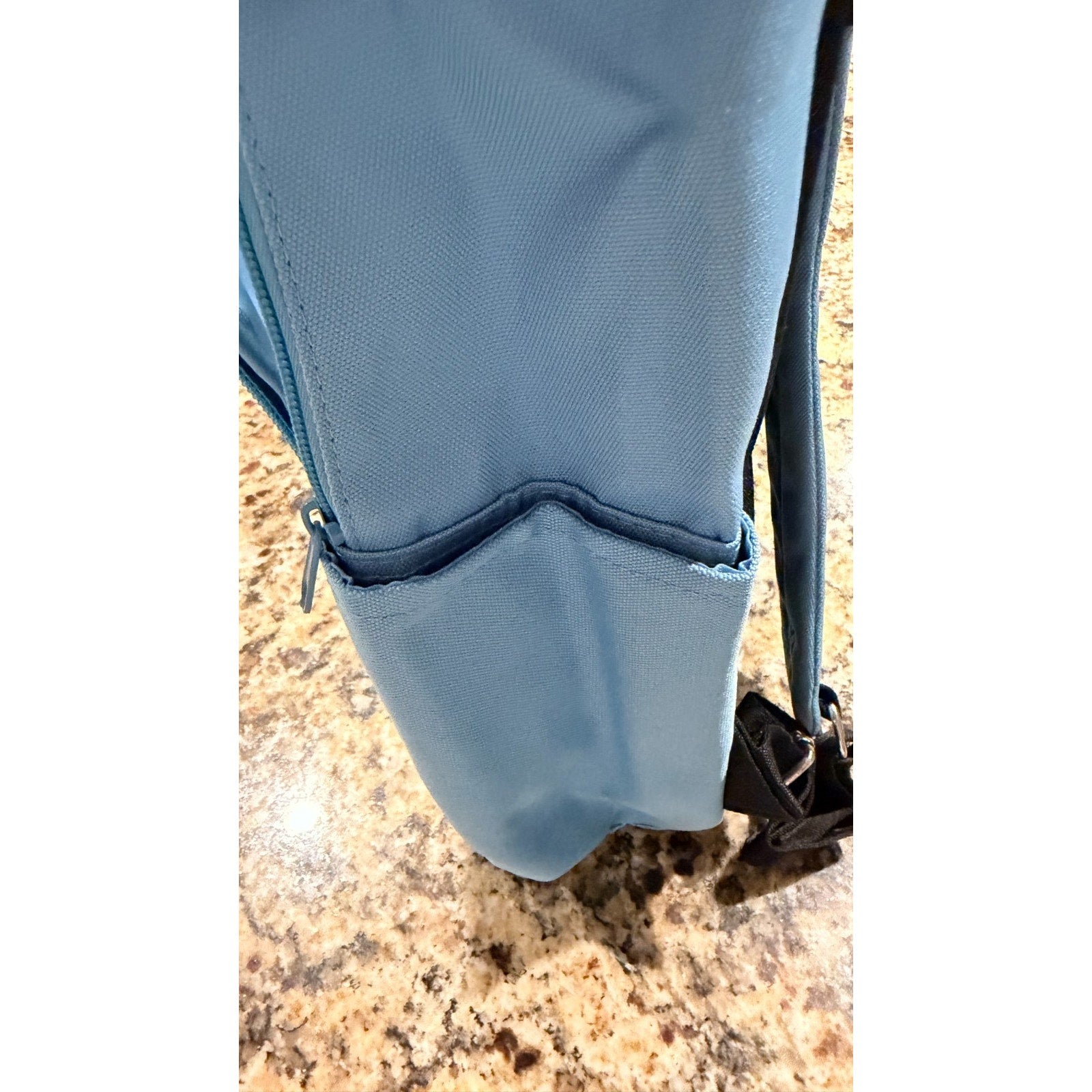 NWT Disney Parks R2-D2 Backpack — Star Wars Exclusive