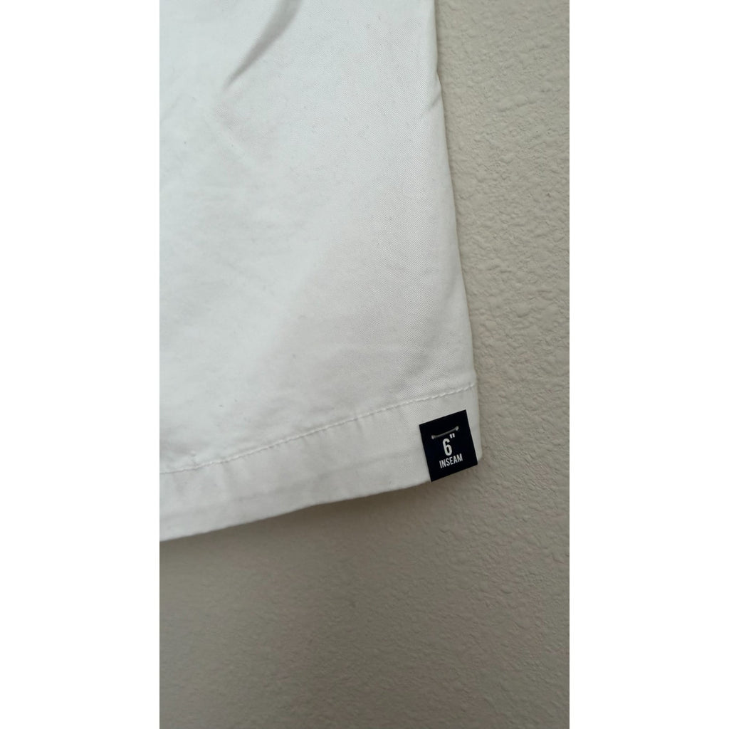 Crown & Ivy Men’s Motion Flex Shorts | White | Small (S) | 6” Inseam | NWT
