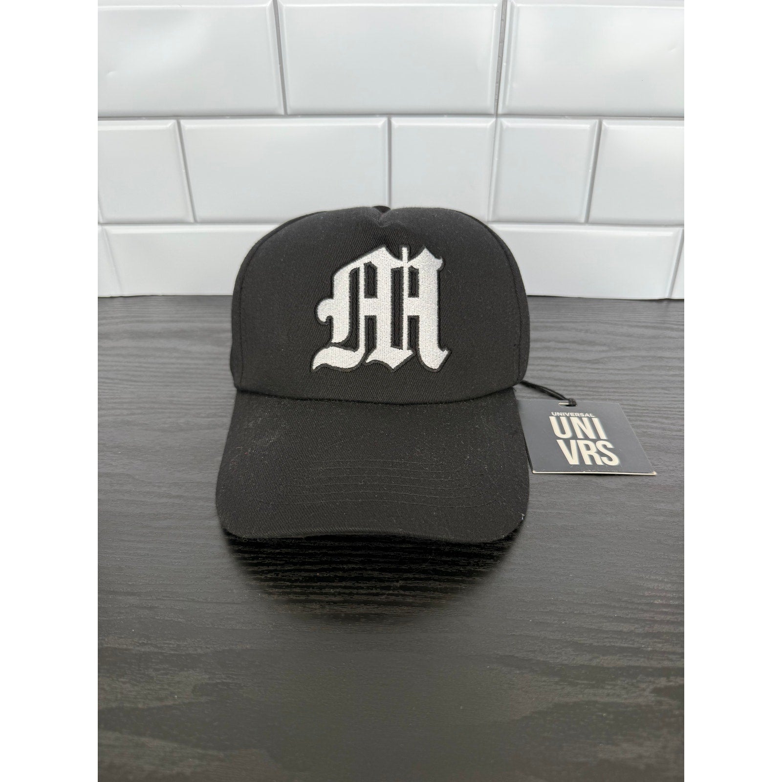 Universal Studios UNIVRS "Emo Minion" Baseball Cap – NWT