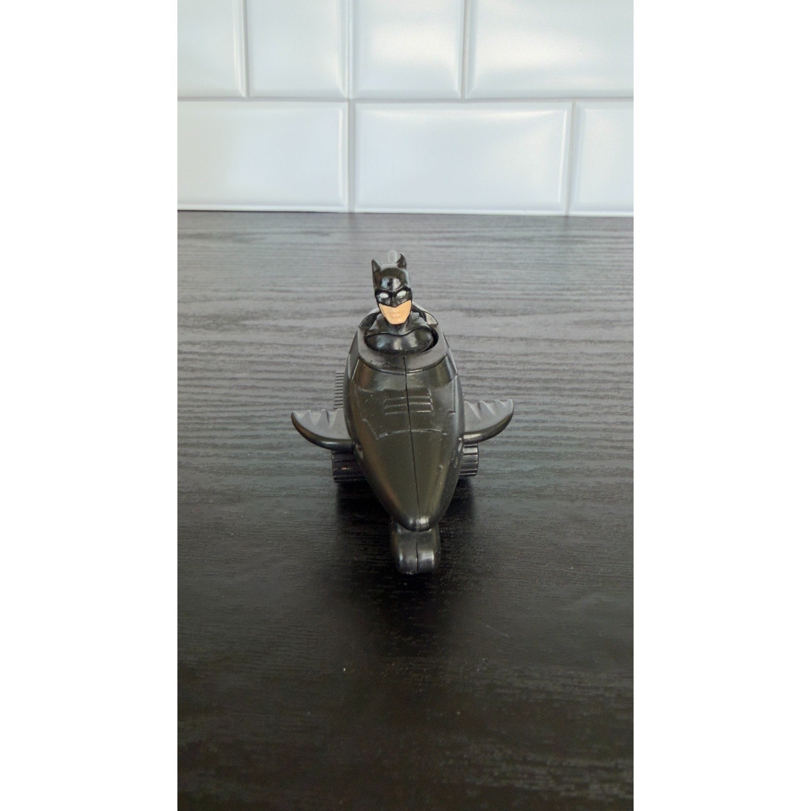 Vintage Batman 1991 DC Comics Car Character Toy Action Figure Vehicle BatMobile