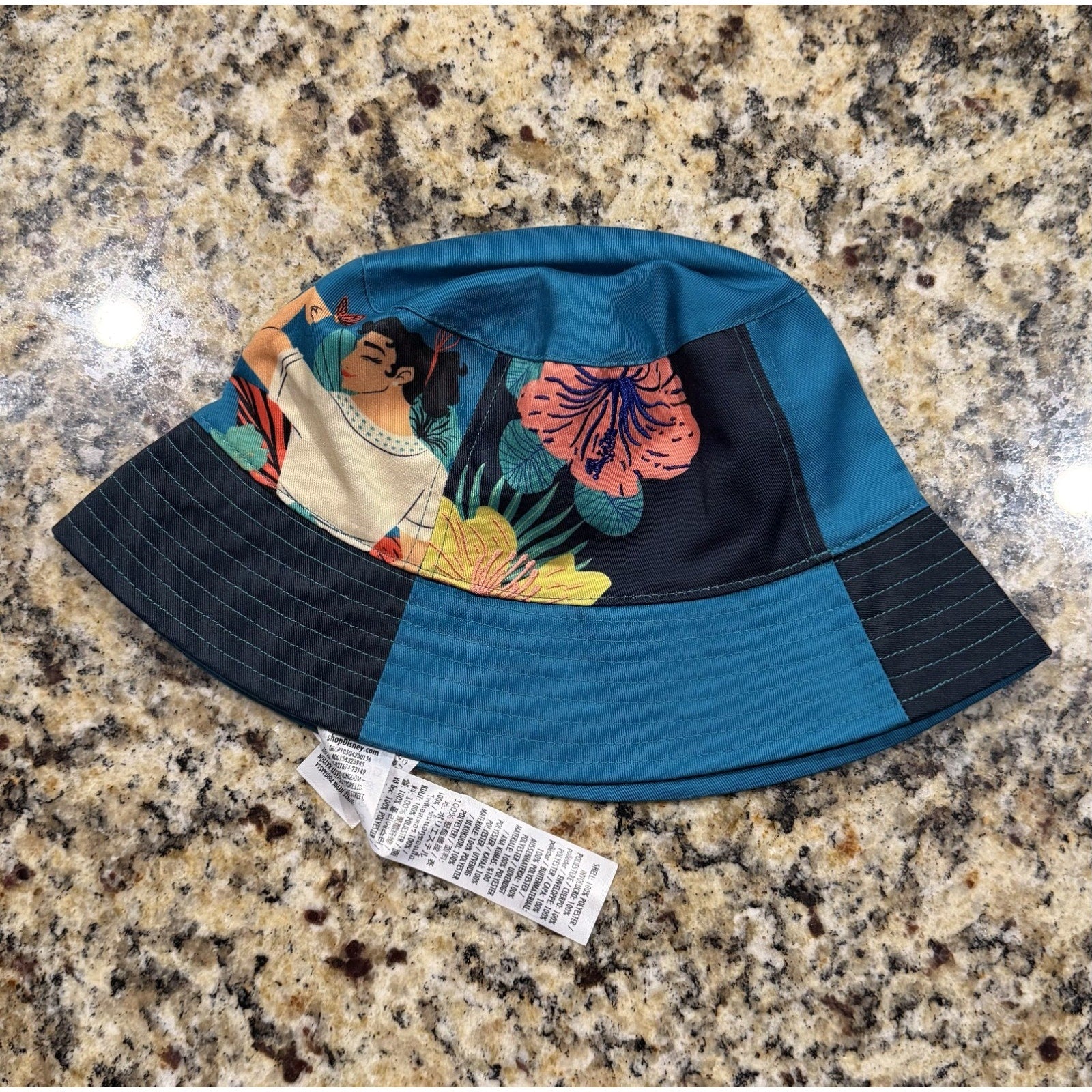 NEW Disney Encanto Bucket Hat for Adults - La Familia Madrigal