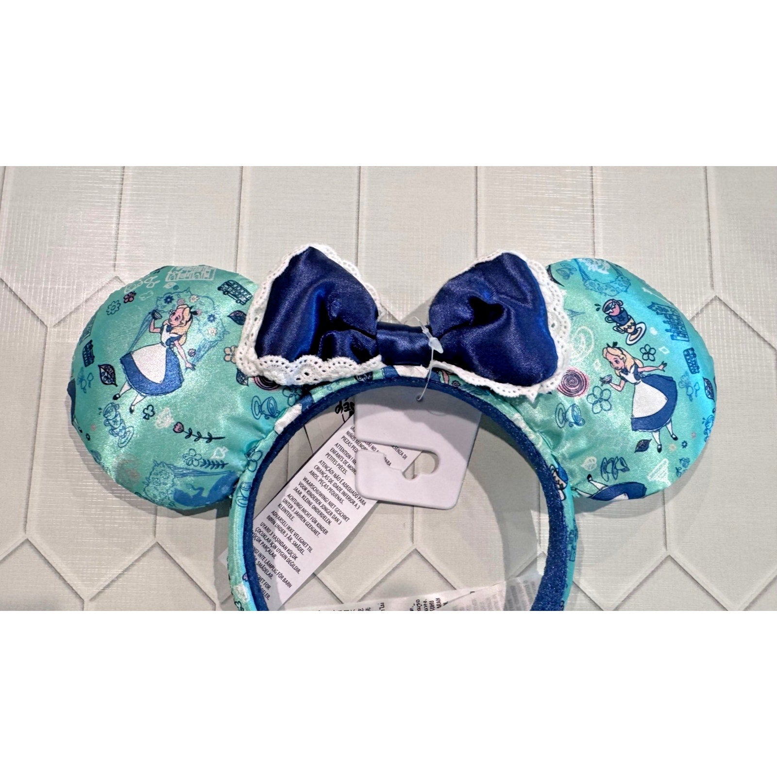 Disney Parks - Alice in Wonderland Epcot UK Pavilion Minnie Ears NWT