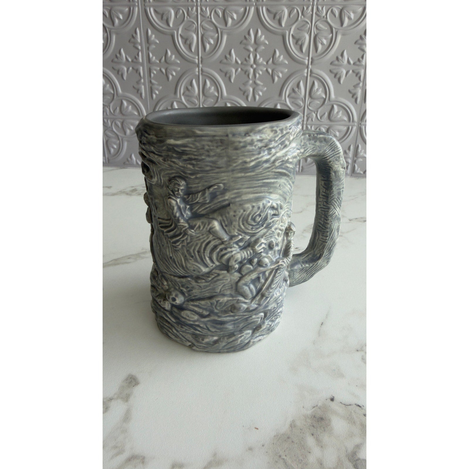 Star Wars Galaxy's Edge Dok-Ondar Jedi vs Sith Battle Relief Ceramic Mug NEW
