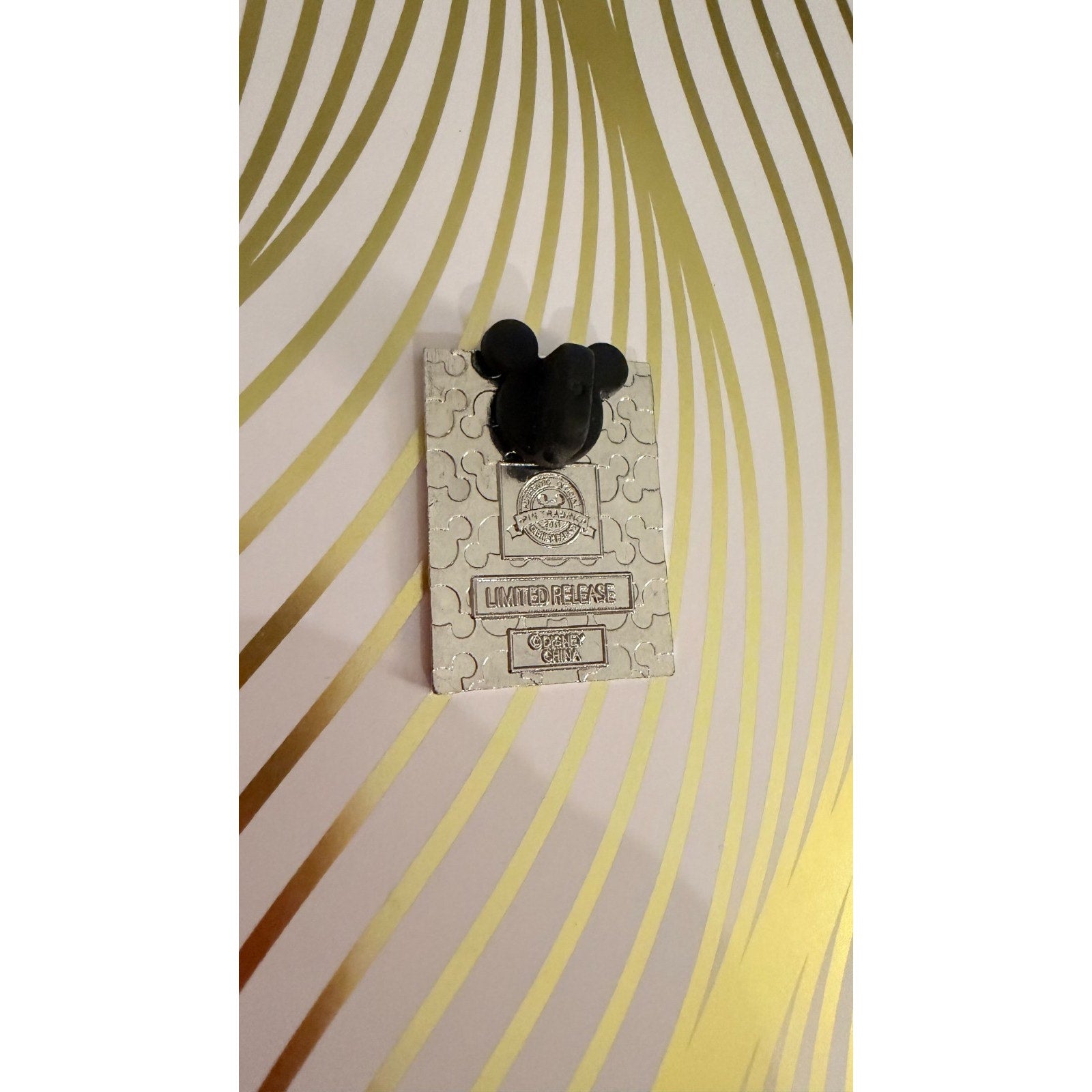 Disney Parks 2011 Black & White Snapshots: Cheshire Cat Limited Release Pin