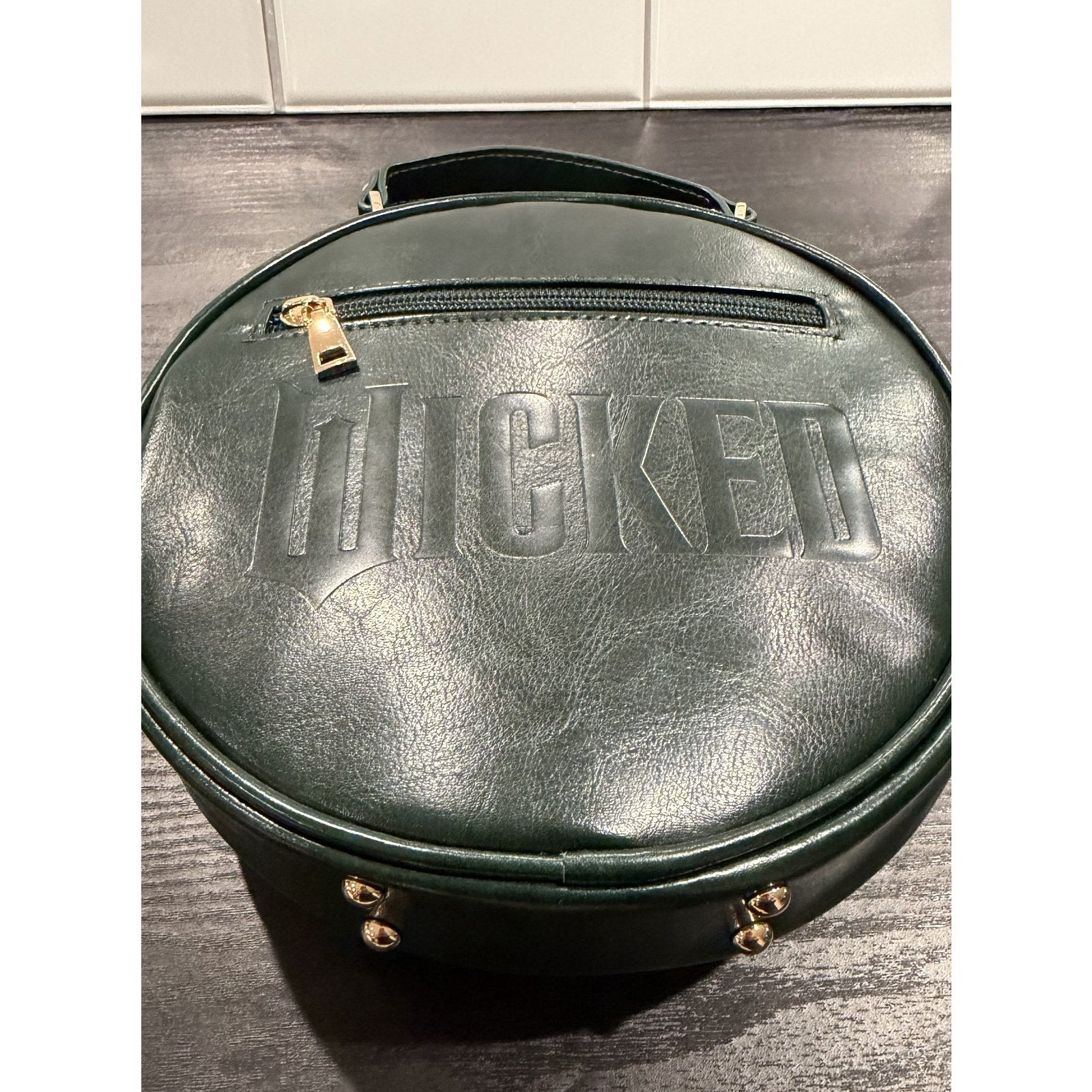 Universal Studios Wicked Emerald City Crossbody Bag NEW