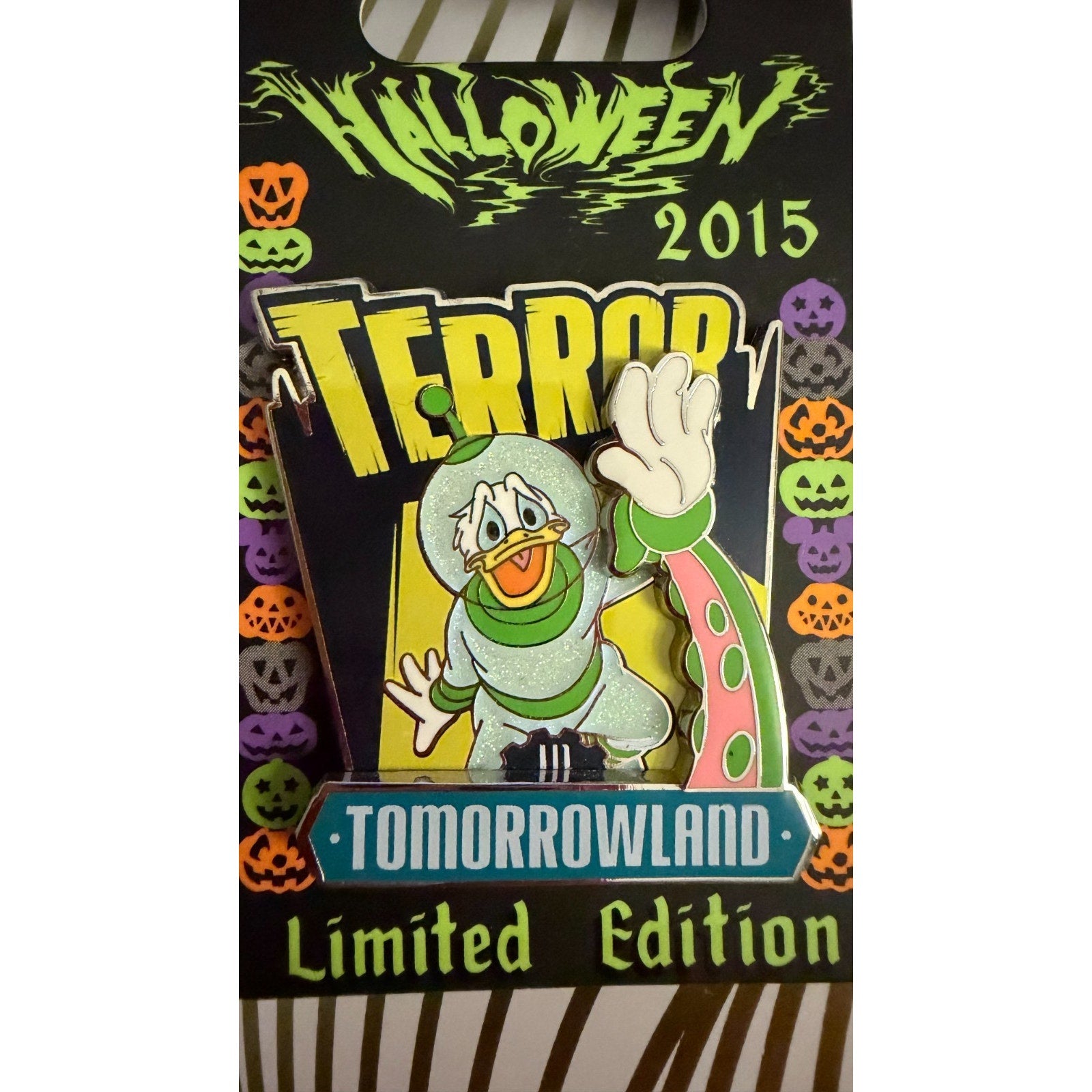 Disney Parks Halloween 2015 Donald Duck Astronaut Tomorrwland - 2 of 4 in Series