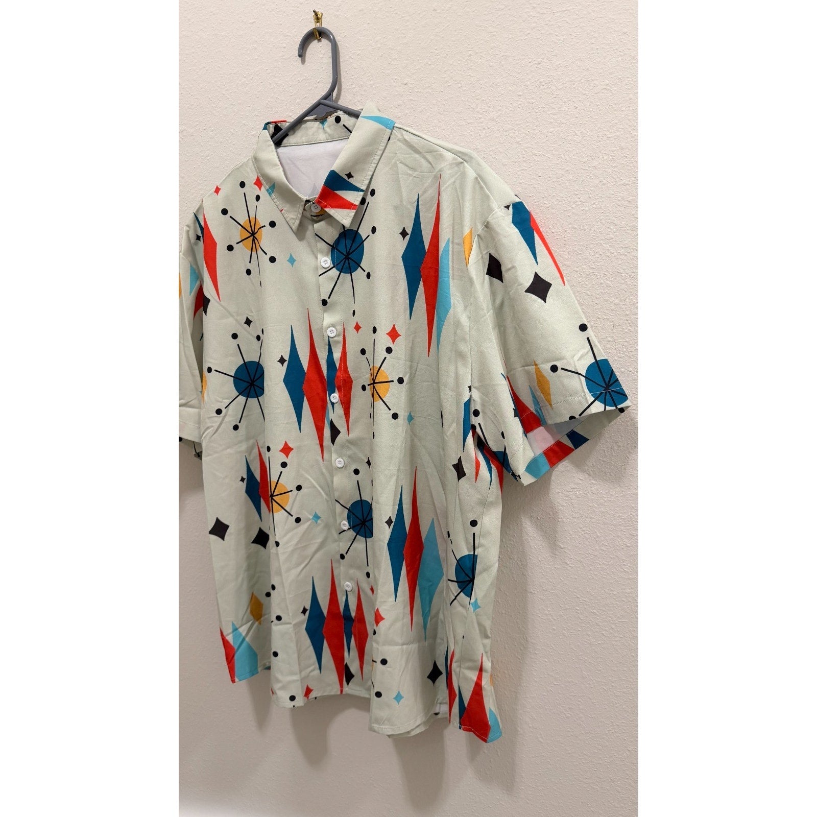 Men’s Modern Geometric Short Sleeve Button Up - Unique Digital Print - Preowned