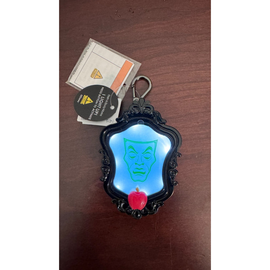 NWT BBW Disney Villains Evil Queen Mirror Light-Up PocketBac Holder