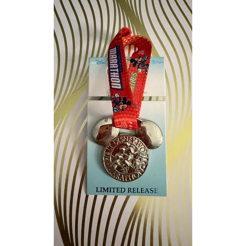 Disney 2017 runDisney WDW Marathon 26.2 MILES Mickey Mouse Medal Pin NEW