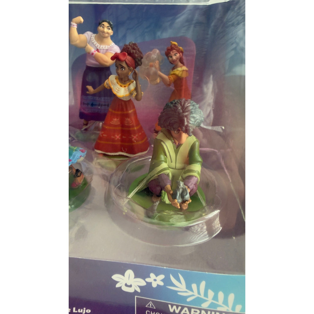 Disney Encanto Deluxe Figurine Playset 9 Piece Figure Set NIB