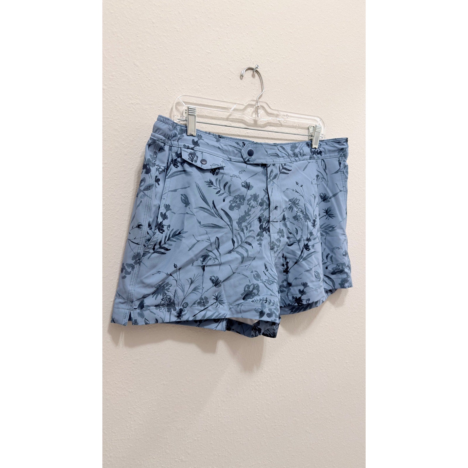 American Eagle Swim Shop Men's Floral Swim Trunks – Large NWOT