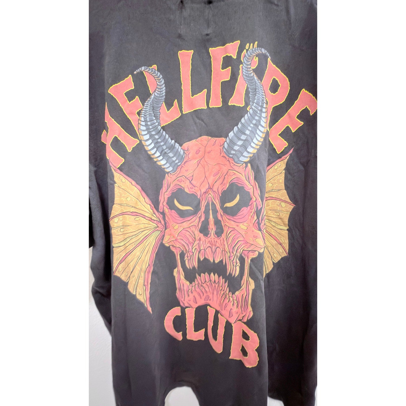 NWT Netflix Stranger Things x Primark Hellfire Club Graphic Tee - XL