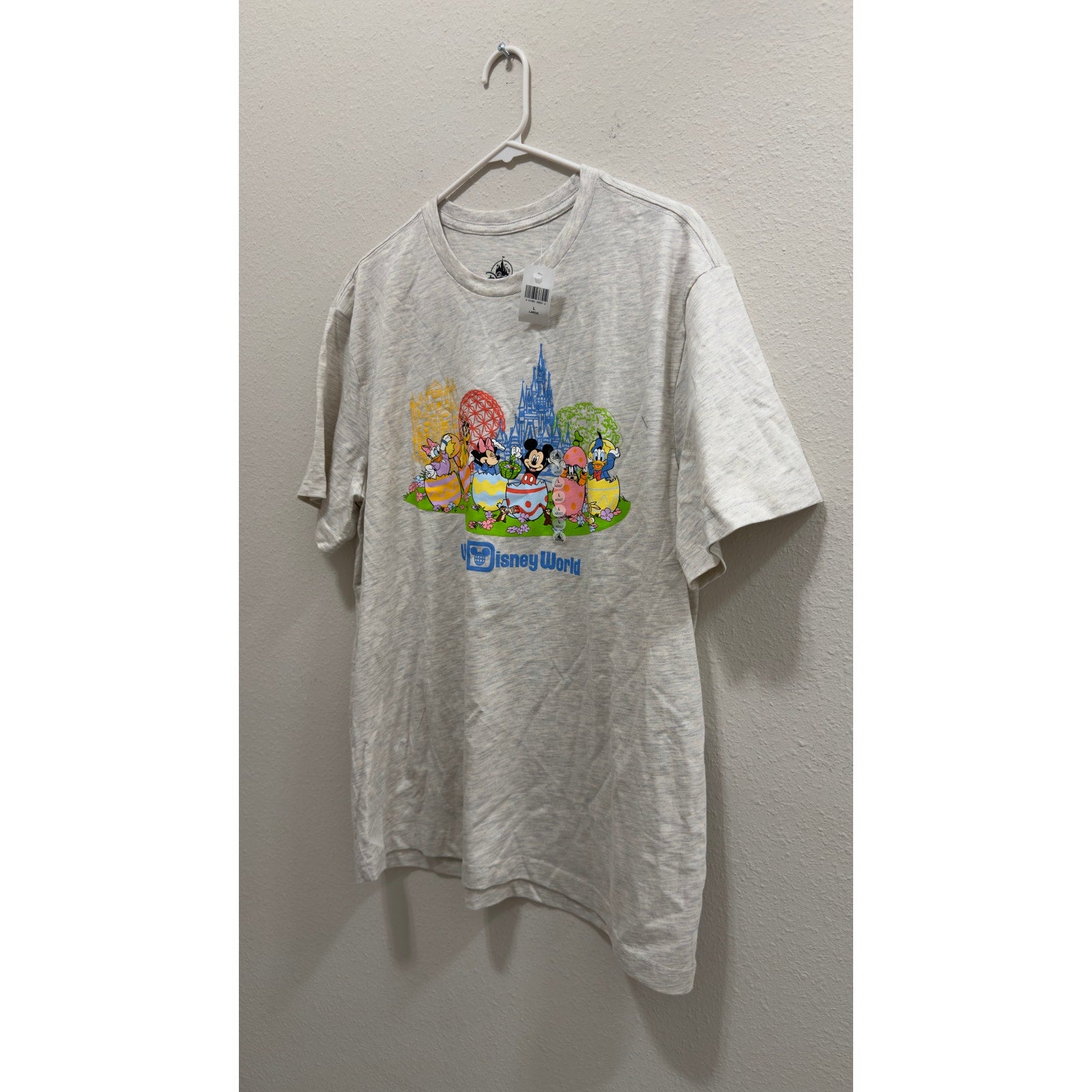 Disney Parks Walt Disney World Easter Mickey & Friends 4 Parks T-Shirt Large NWT