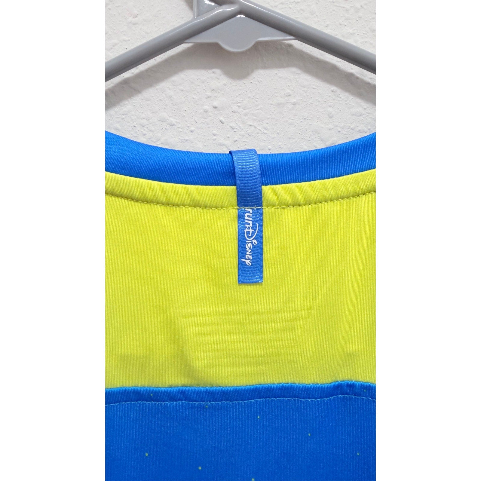 runDisney Mickey Mouse Performance Running Shirt Blue Yellow Large NEW