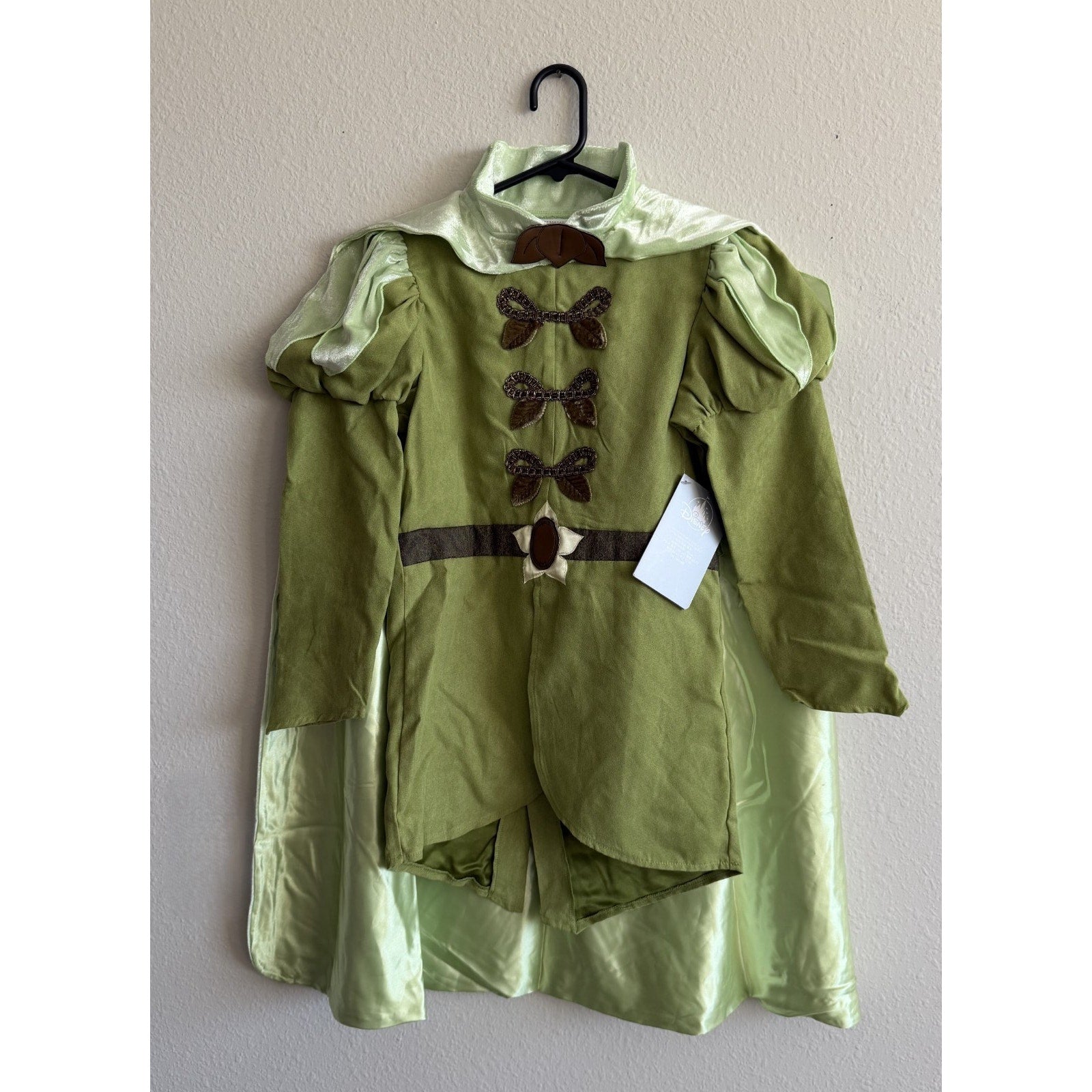 NEW Disney Store Prince Naveen Costume - Princess & Frog Boys Size 9/10
