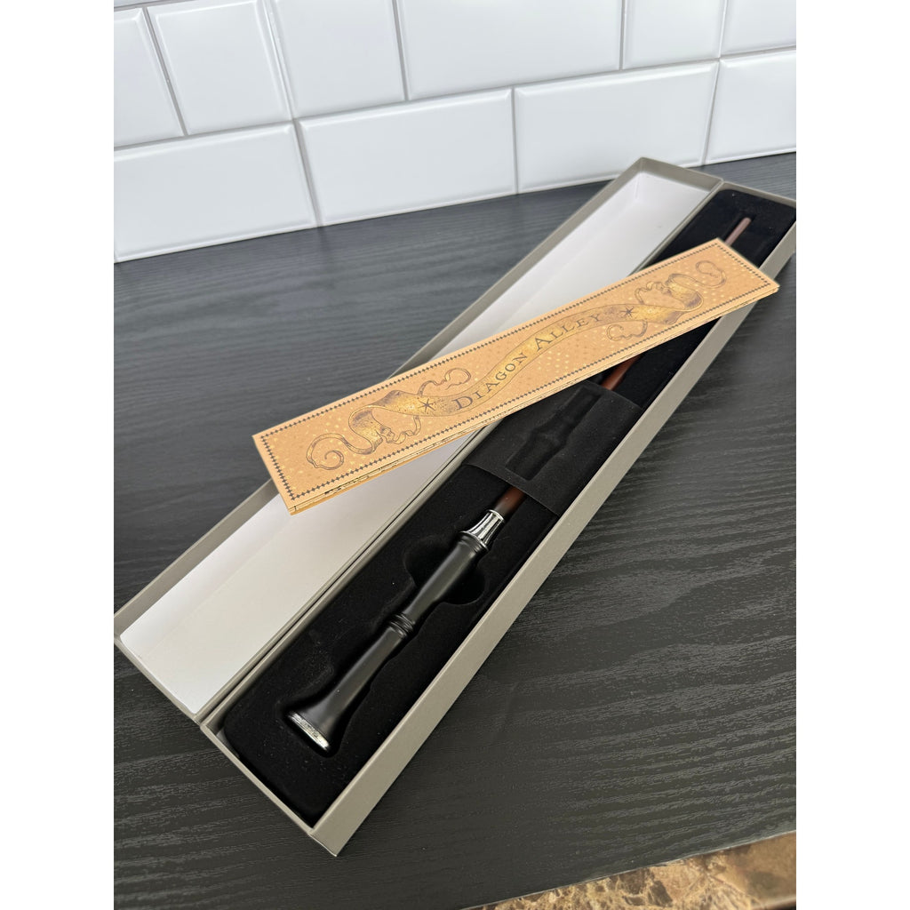 Universal Studios Fantastic Beasts Yusuf Kama Interactive Wand NEW