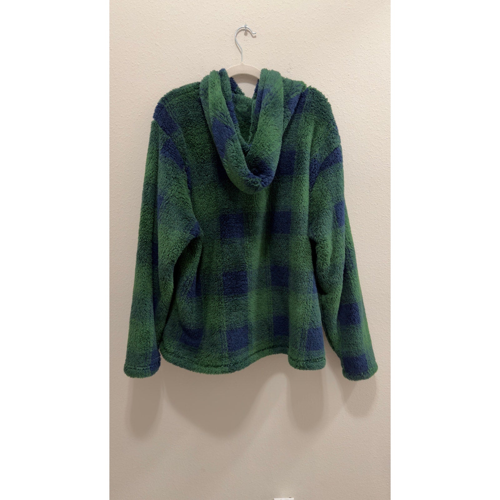 Crown & Ivy Green Plaid Sherpa Hoodie Mens Large Fleece Pullover