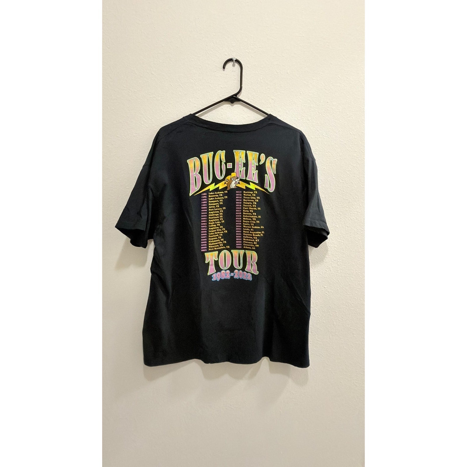 Buc-ee’s "Beaver Believer" Tour T-Shirt - 40th Anniversary (1982-2022) - Adult L