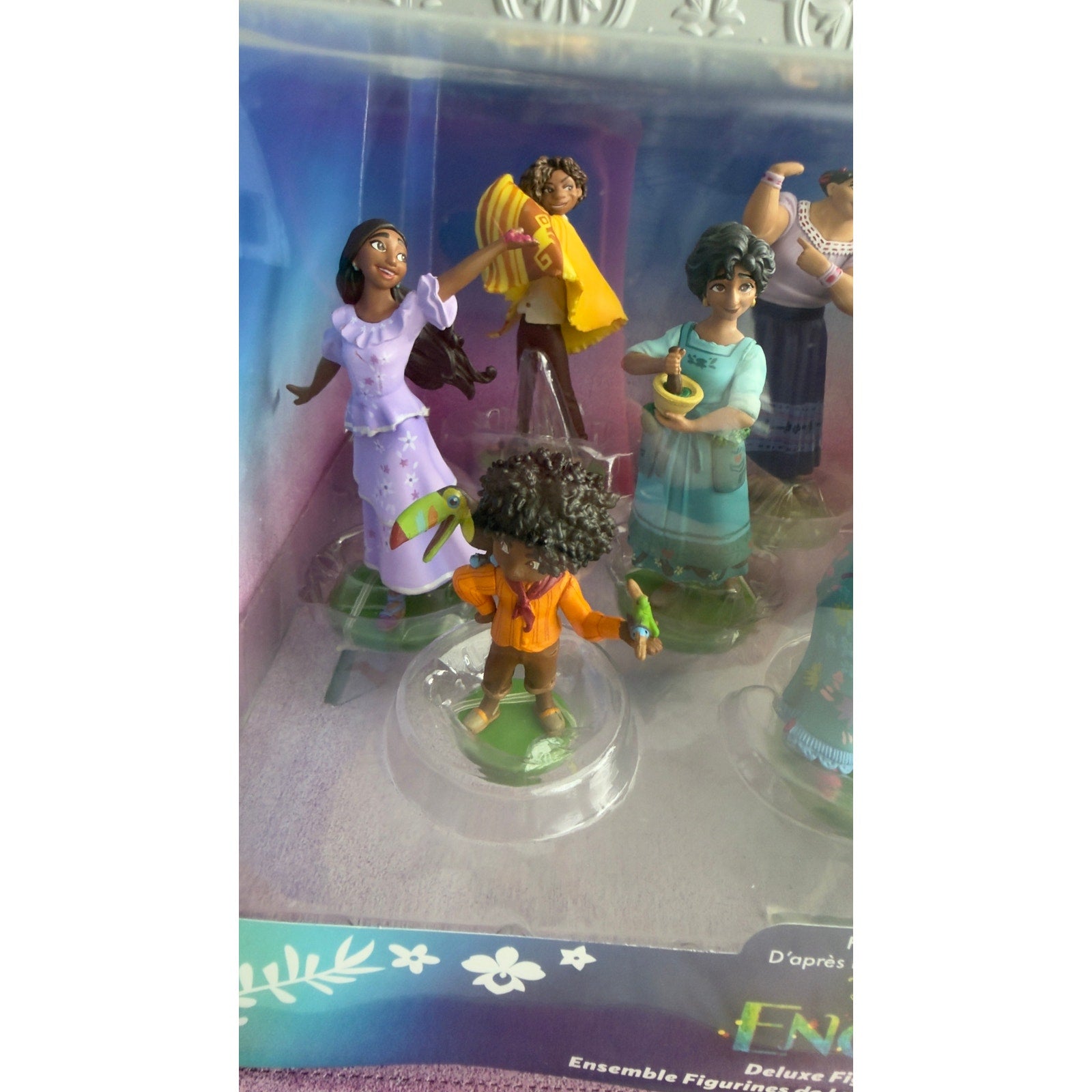 Disney Encanto Deluxe Figurine Playset 9 Piece Figure Set NIB