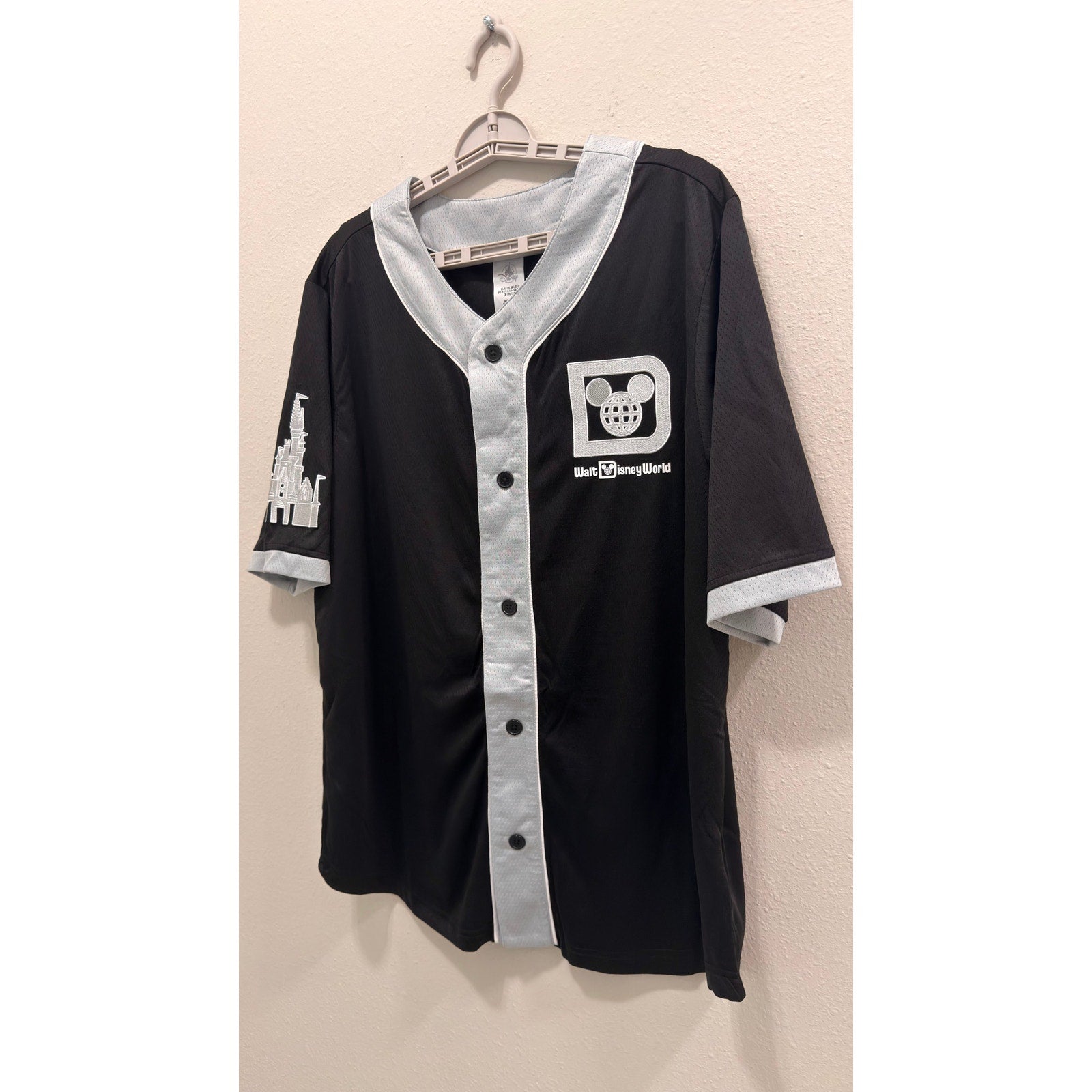 Disney Parks Walt Disney World "71" Castle Baseball Jersey Adult Large NWT