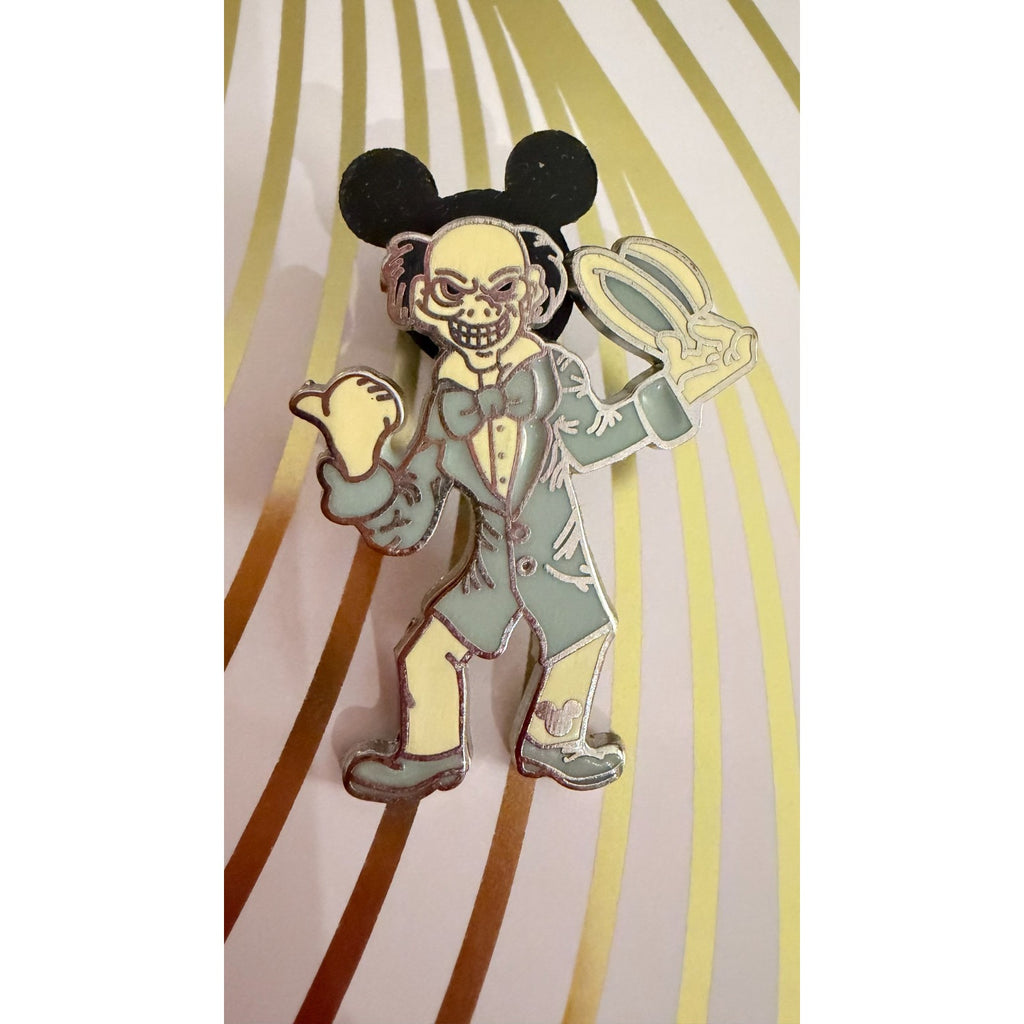 Disney Parks 2007 Hidden Mickey 2/3 Haunted Mansion Hitchhiking Ghosts Ezra Pin