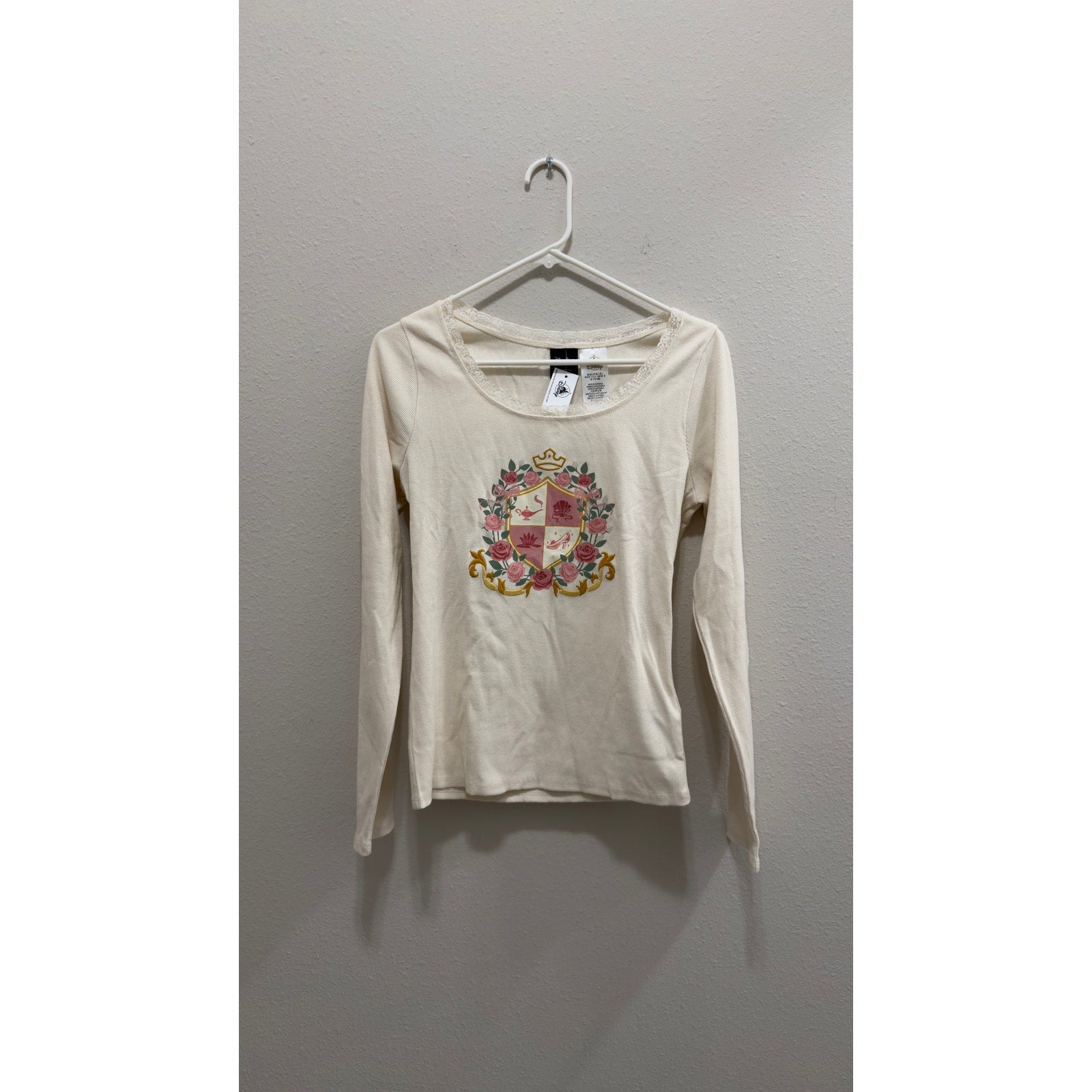 Disney Parks Her Universe Princess Long Sleeve Ribbed Crop Top Shirt Large NWT