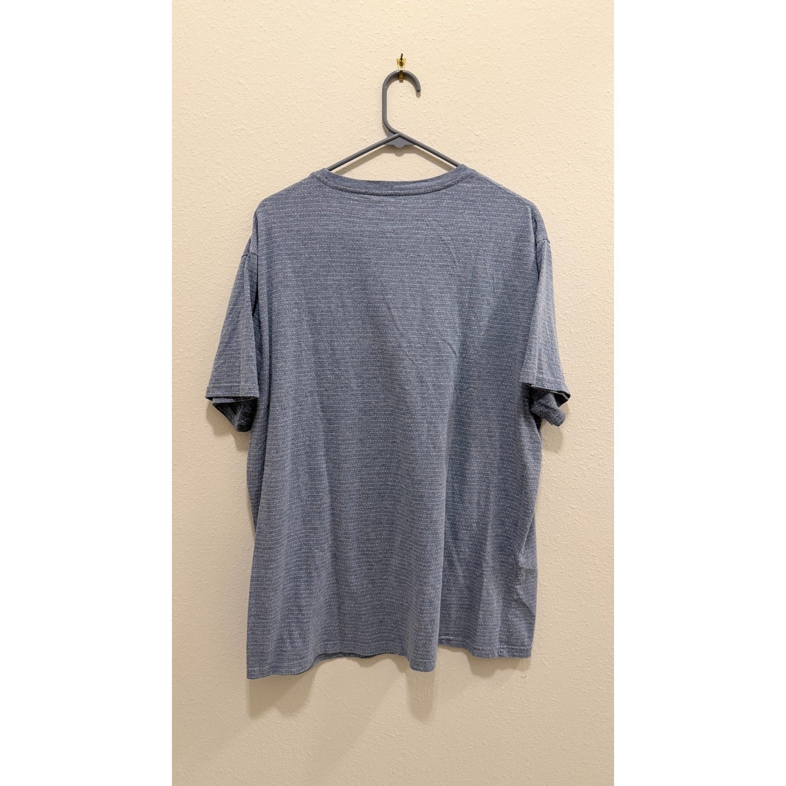 Goodfellow Men's Short Sleeve T-Shirt - Size XL - Blue Striped - Preowned