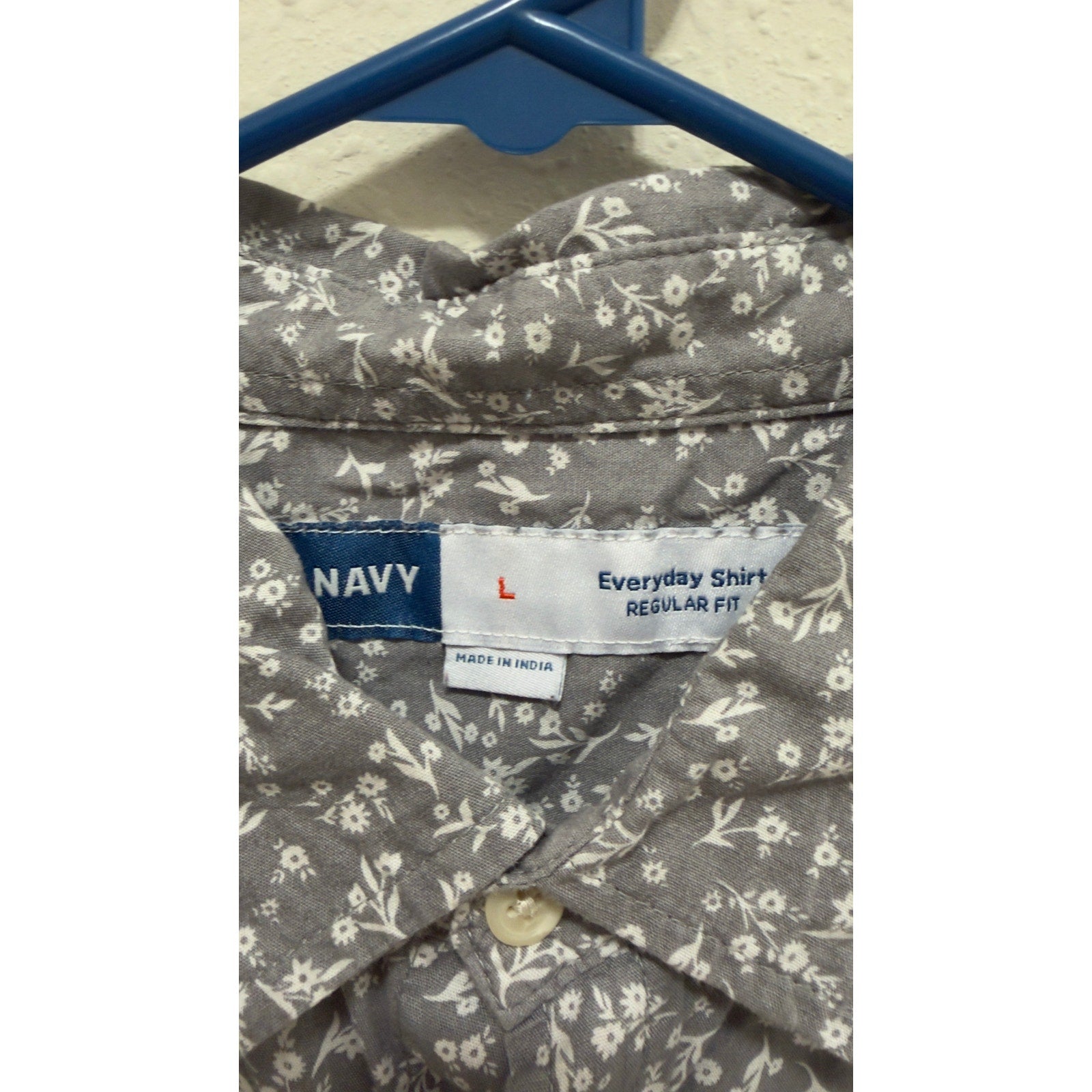 Old Navy Men's Everyday Short-Sleeve Cotton Button-Down Grey Floral Large