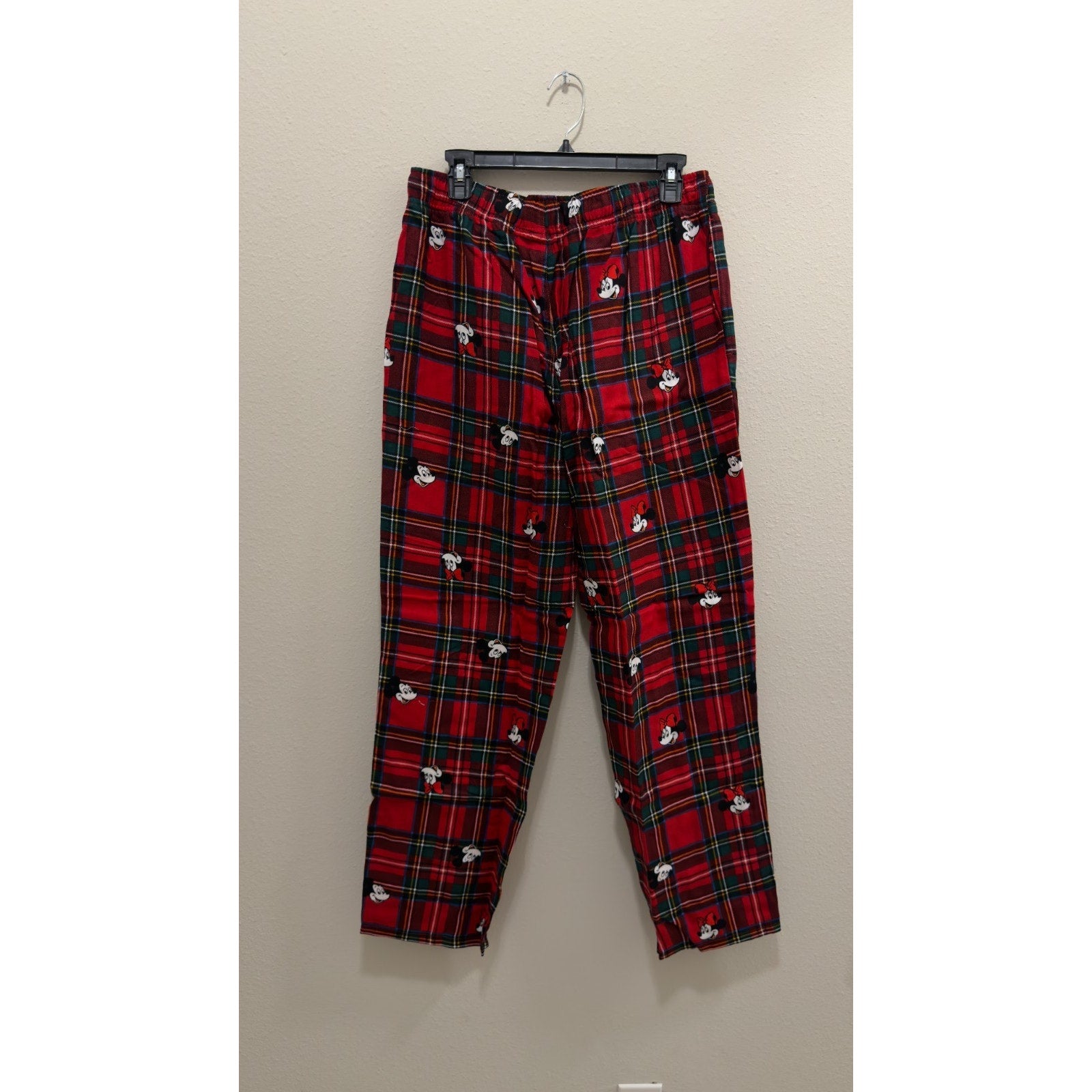 NWT Old Navy x Disney Men’s Red Plaid Flannel Pajama Pants - Medium