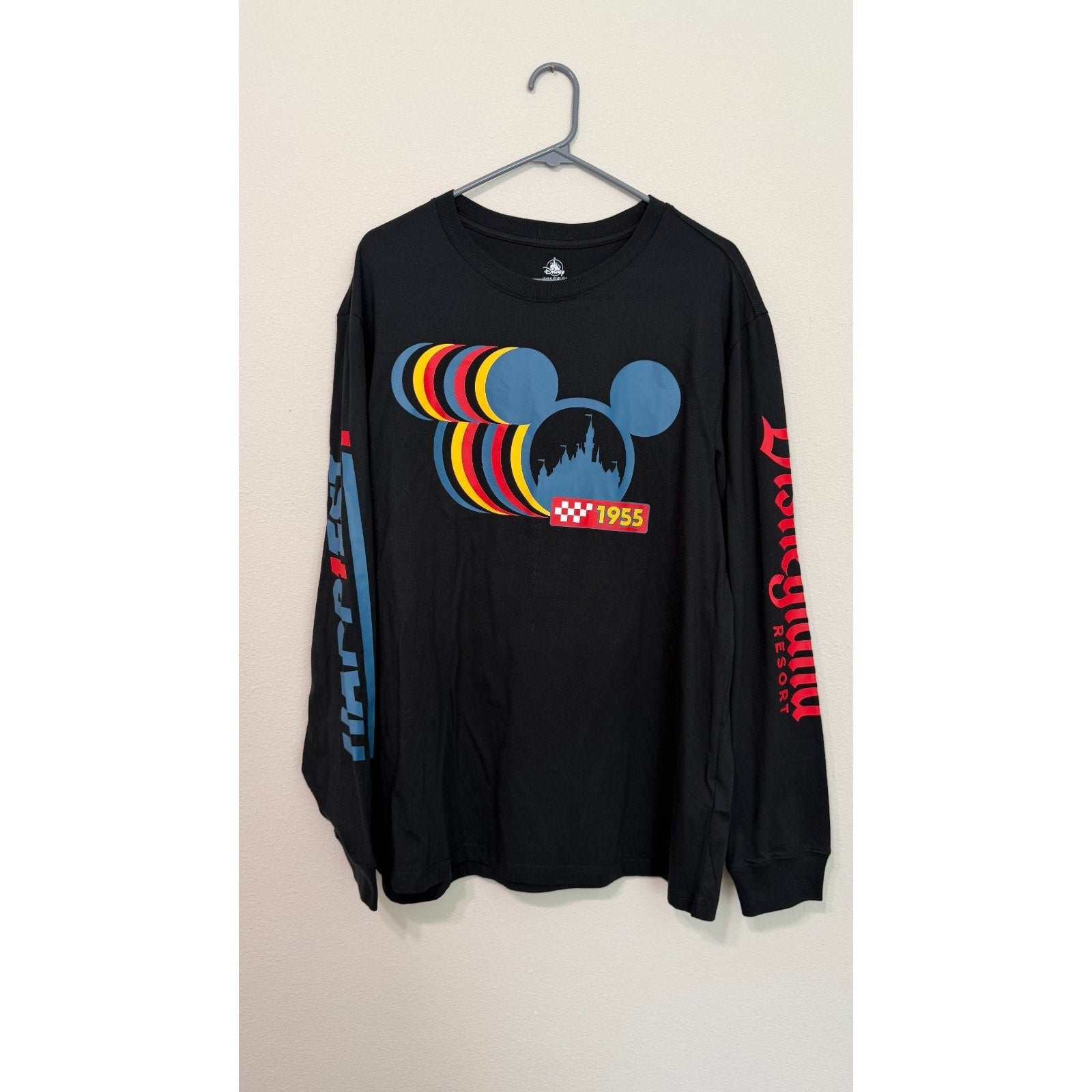 Disney Parks Disneyland Men's Long Sleeve Racing T-Shirt Large NWT